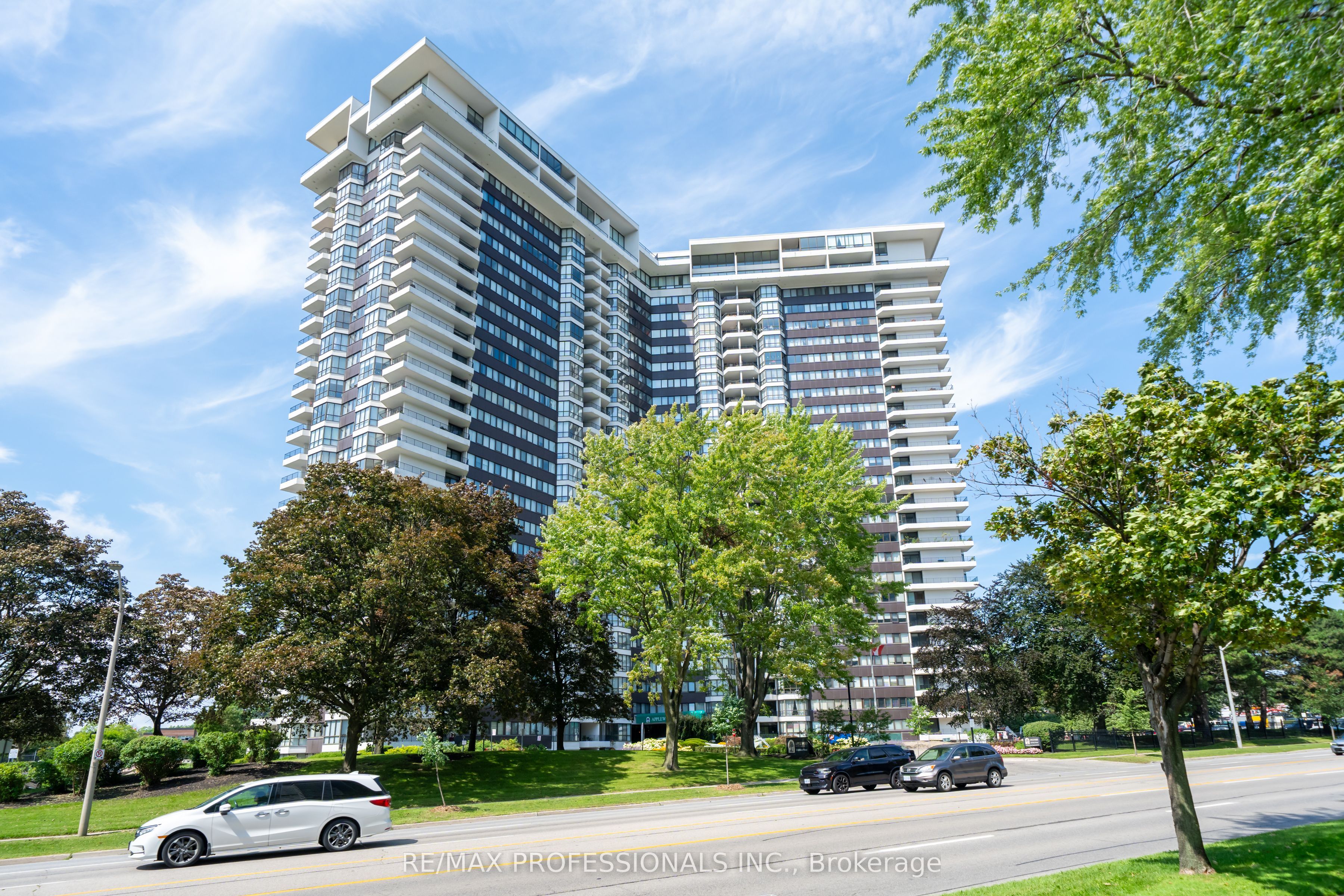 1333 Bloor Street 1204