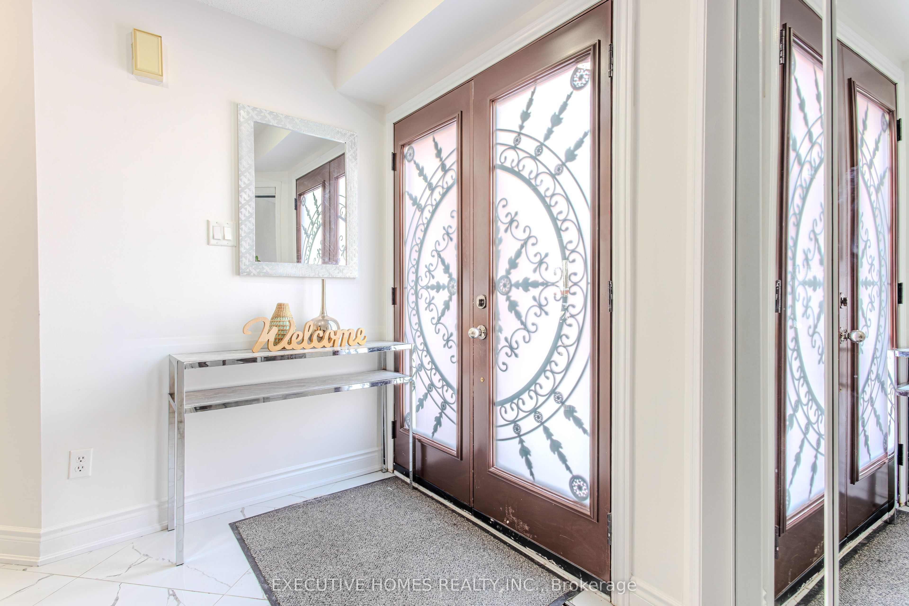 1192 Dream Crest Road