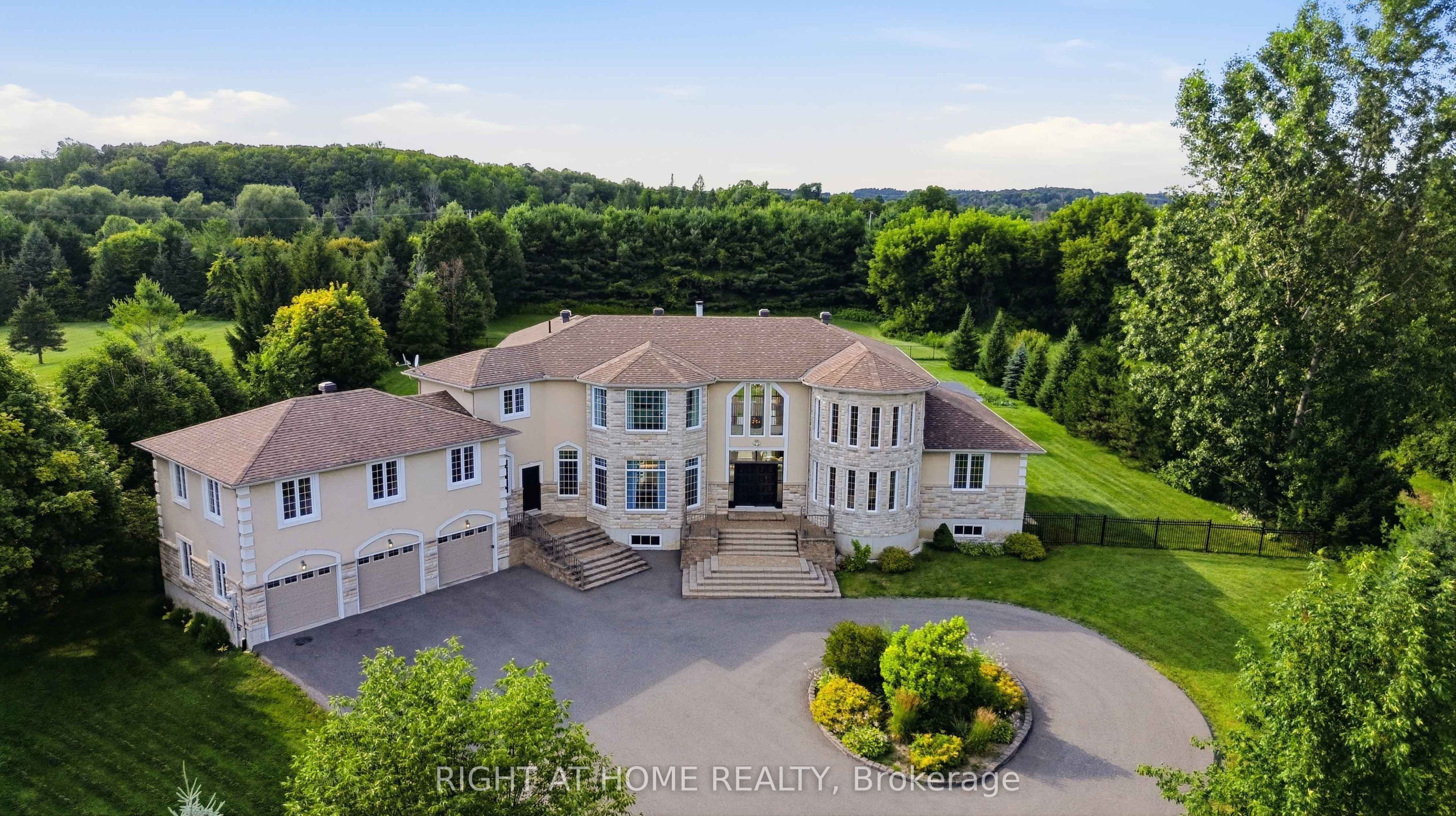 1607 Landel Drive