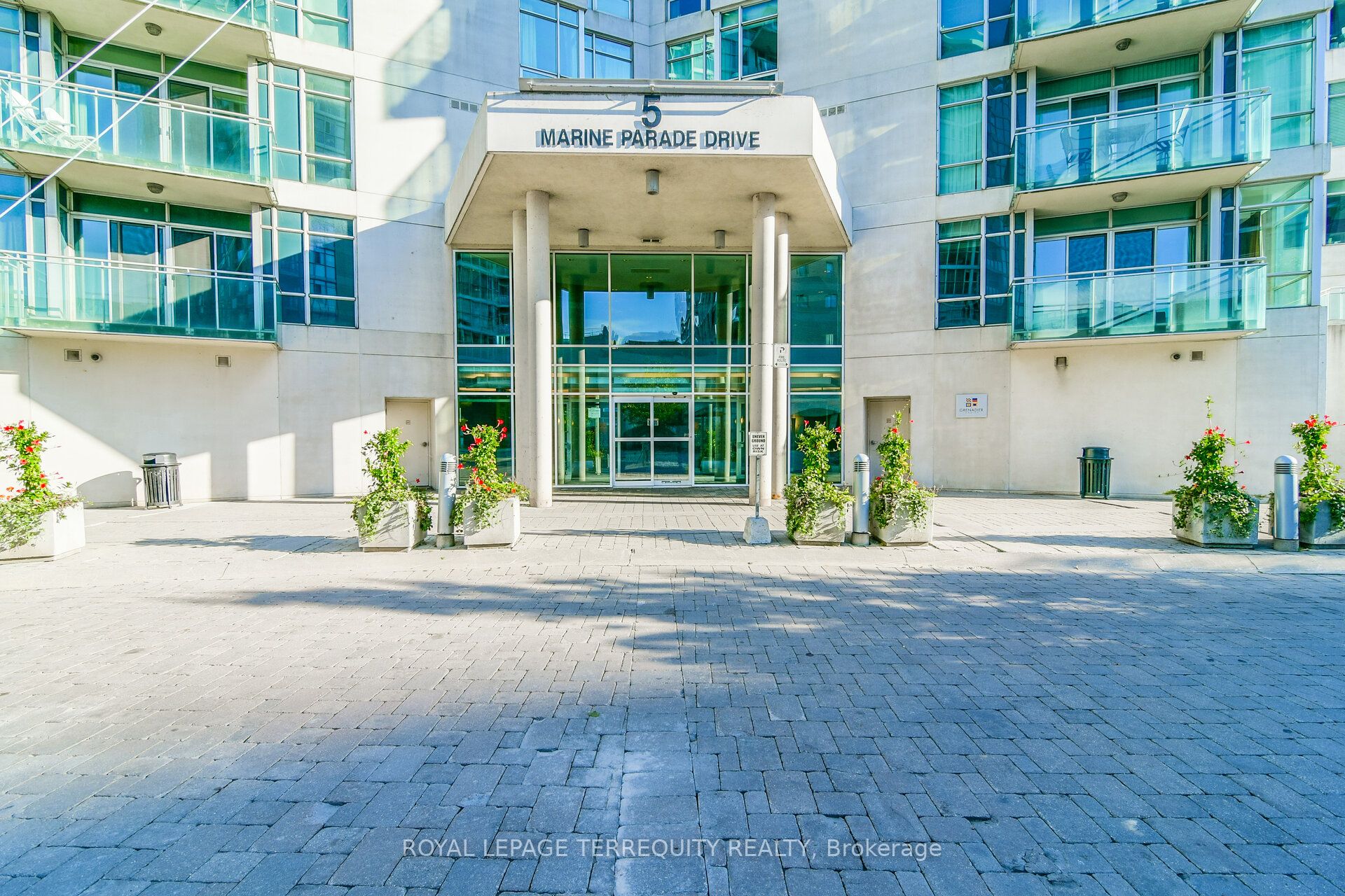 5 Marine Parade Drive 911