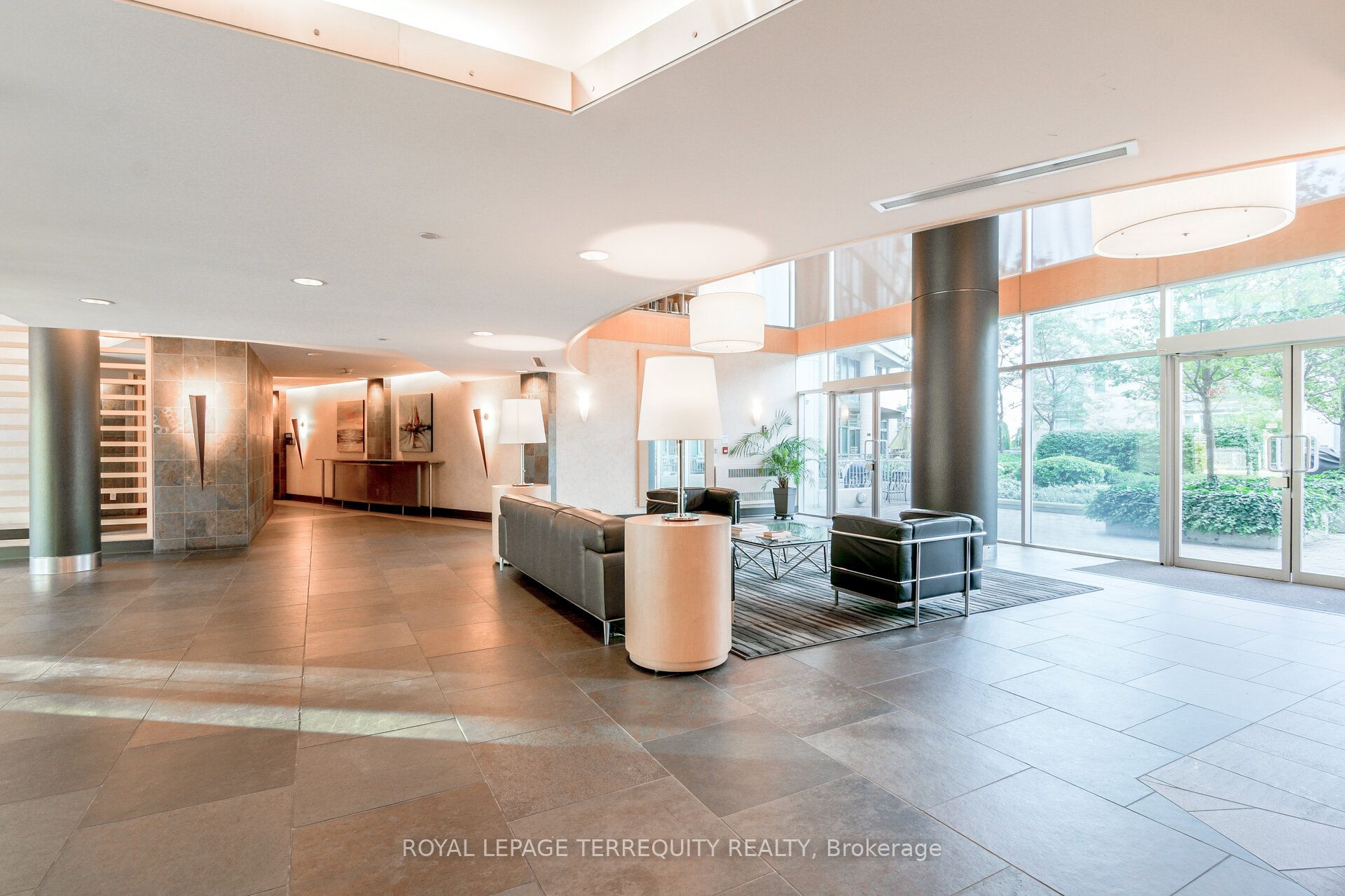 5 Marine Parade Drive 911