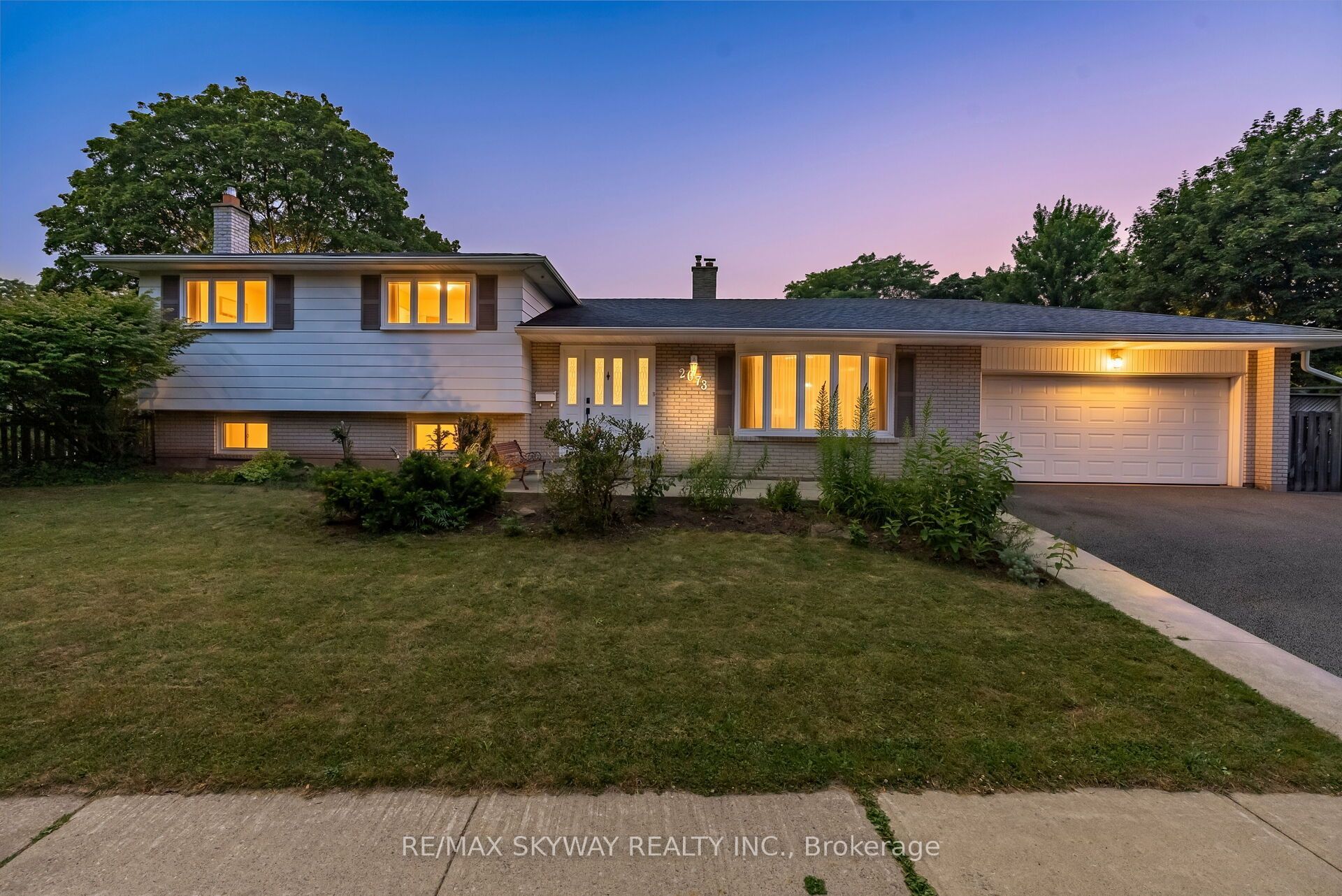 2673 Thorn Lodge Drive