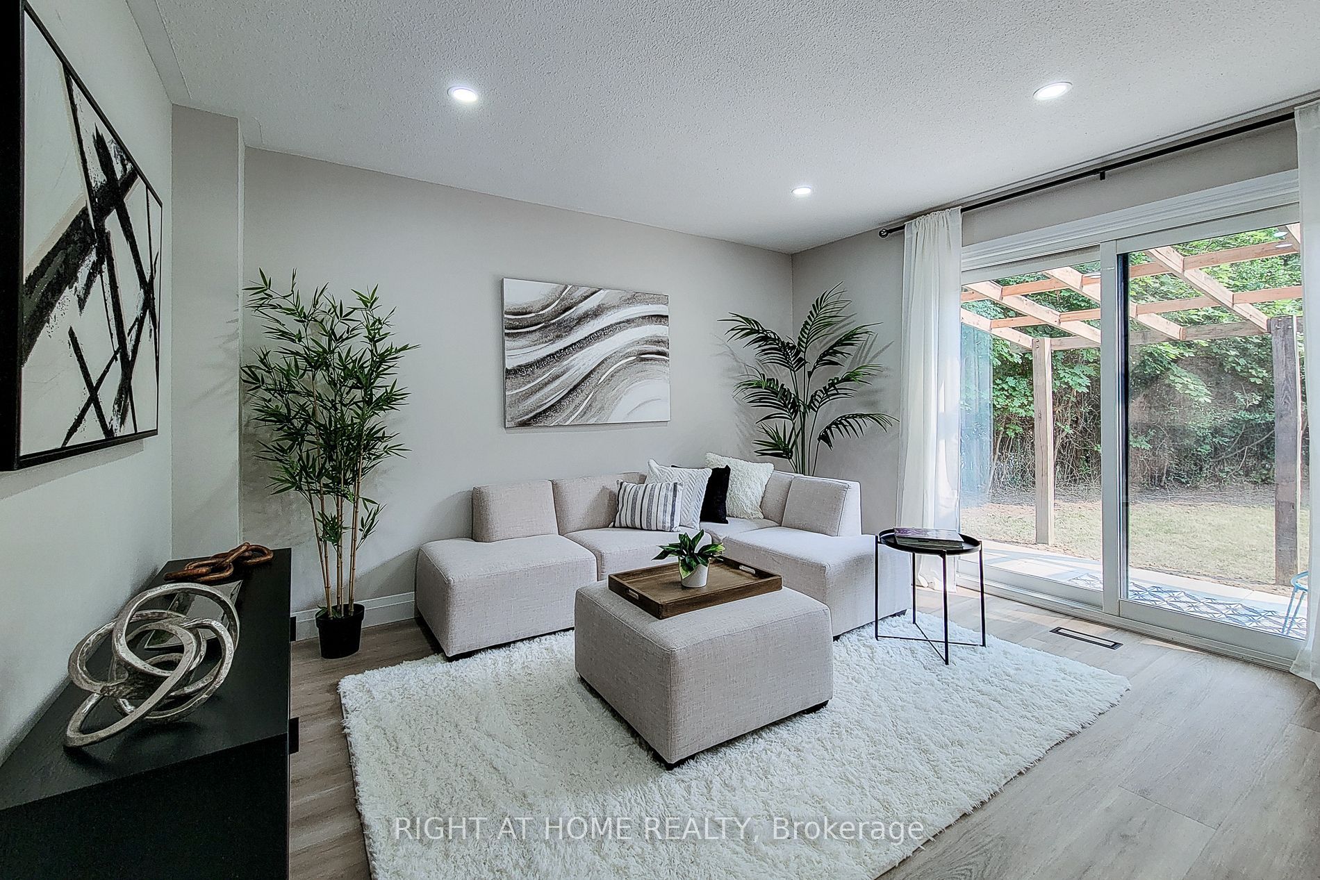3574 Autumnleaf Crescent