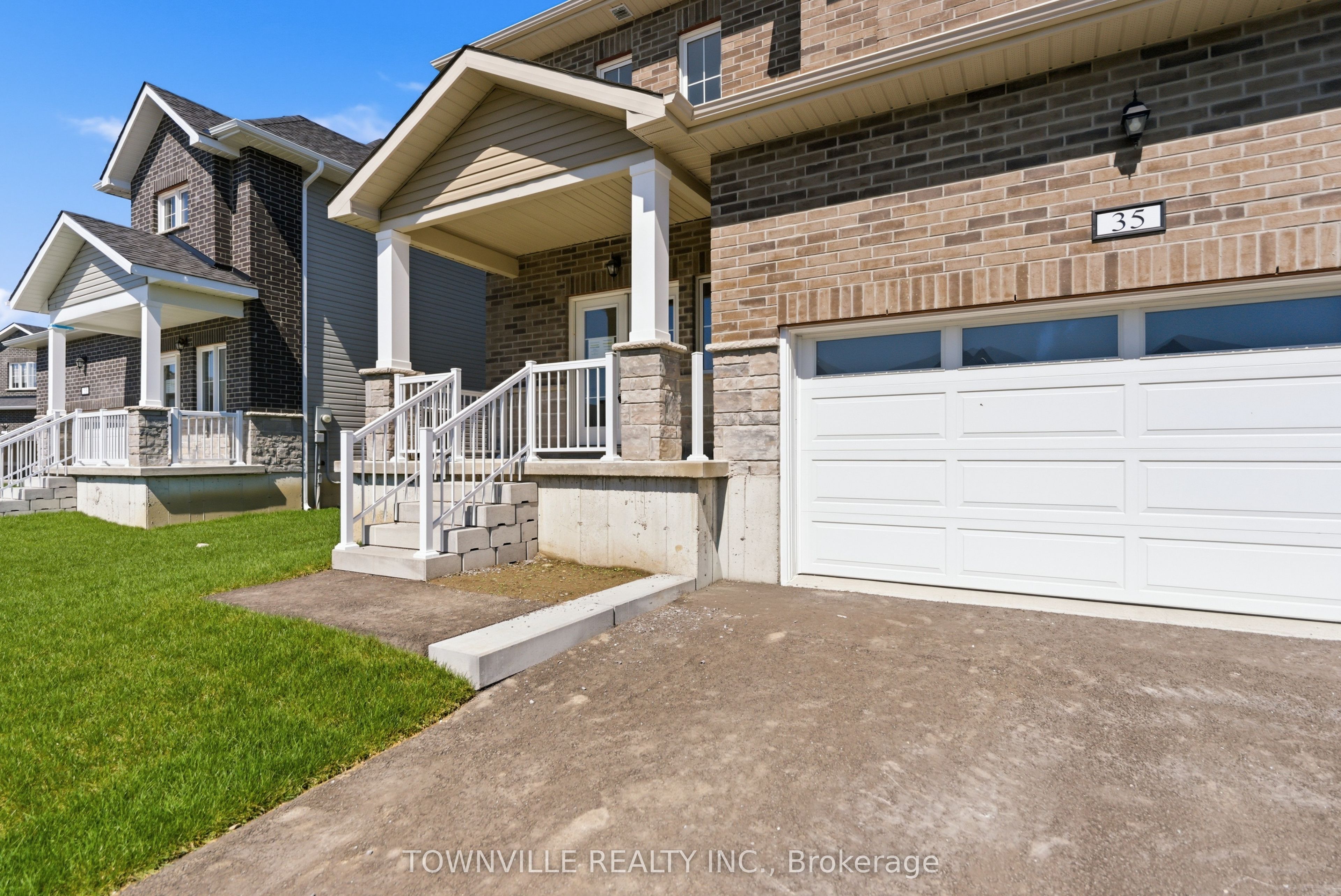35 Bradden Crescent
