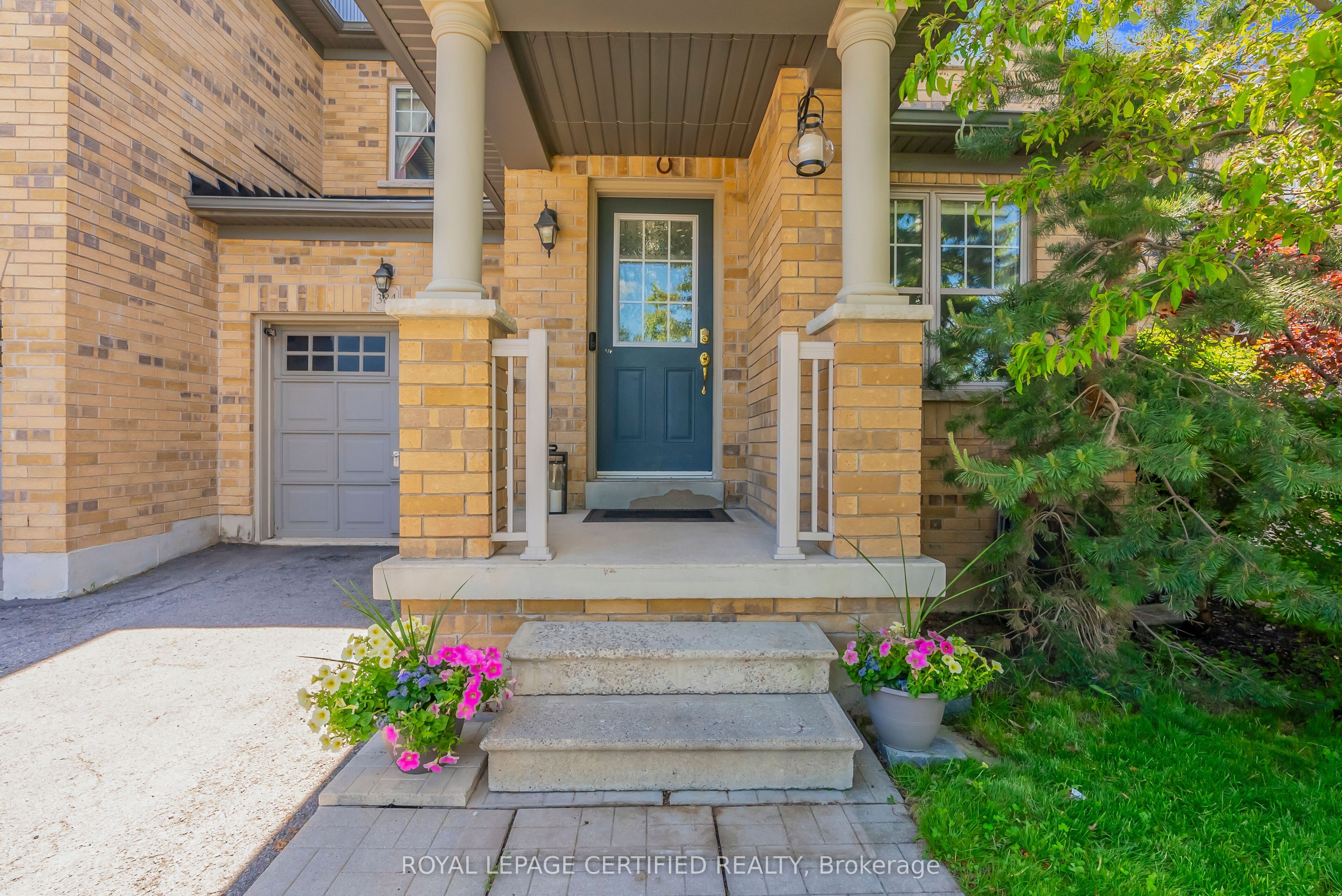 384 Duncan Lane
