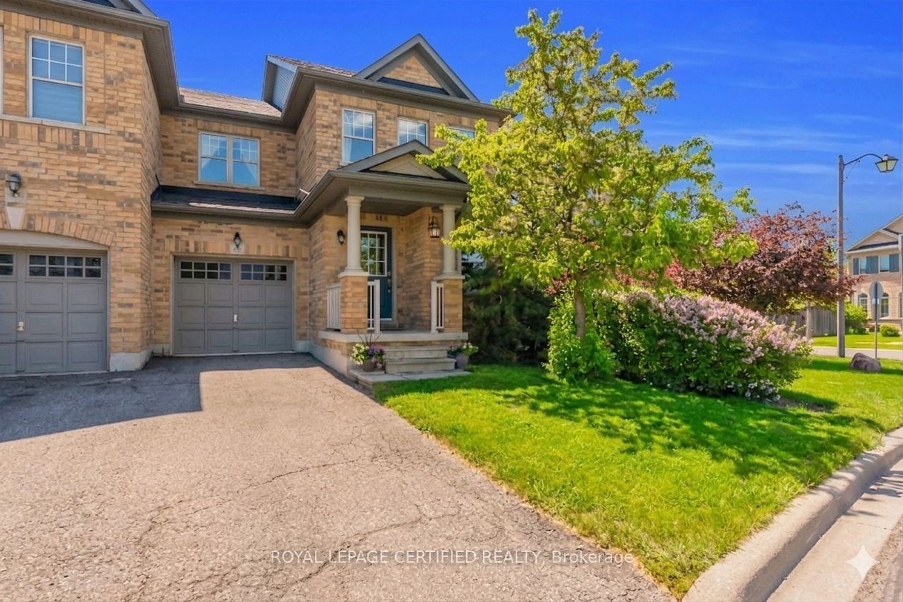 384 Duncan Lane