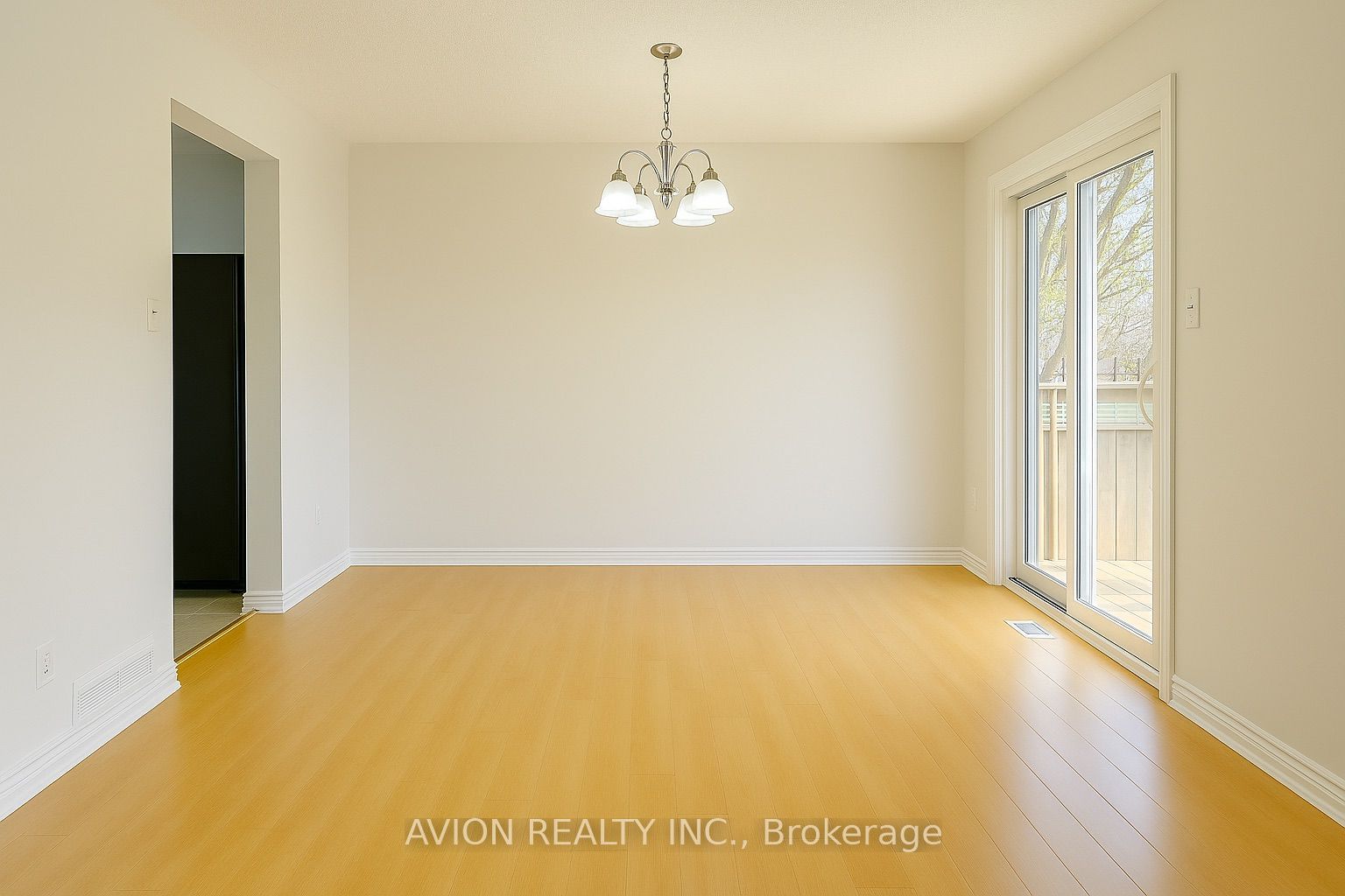 5536 Montevideo Road 2