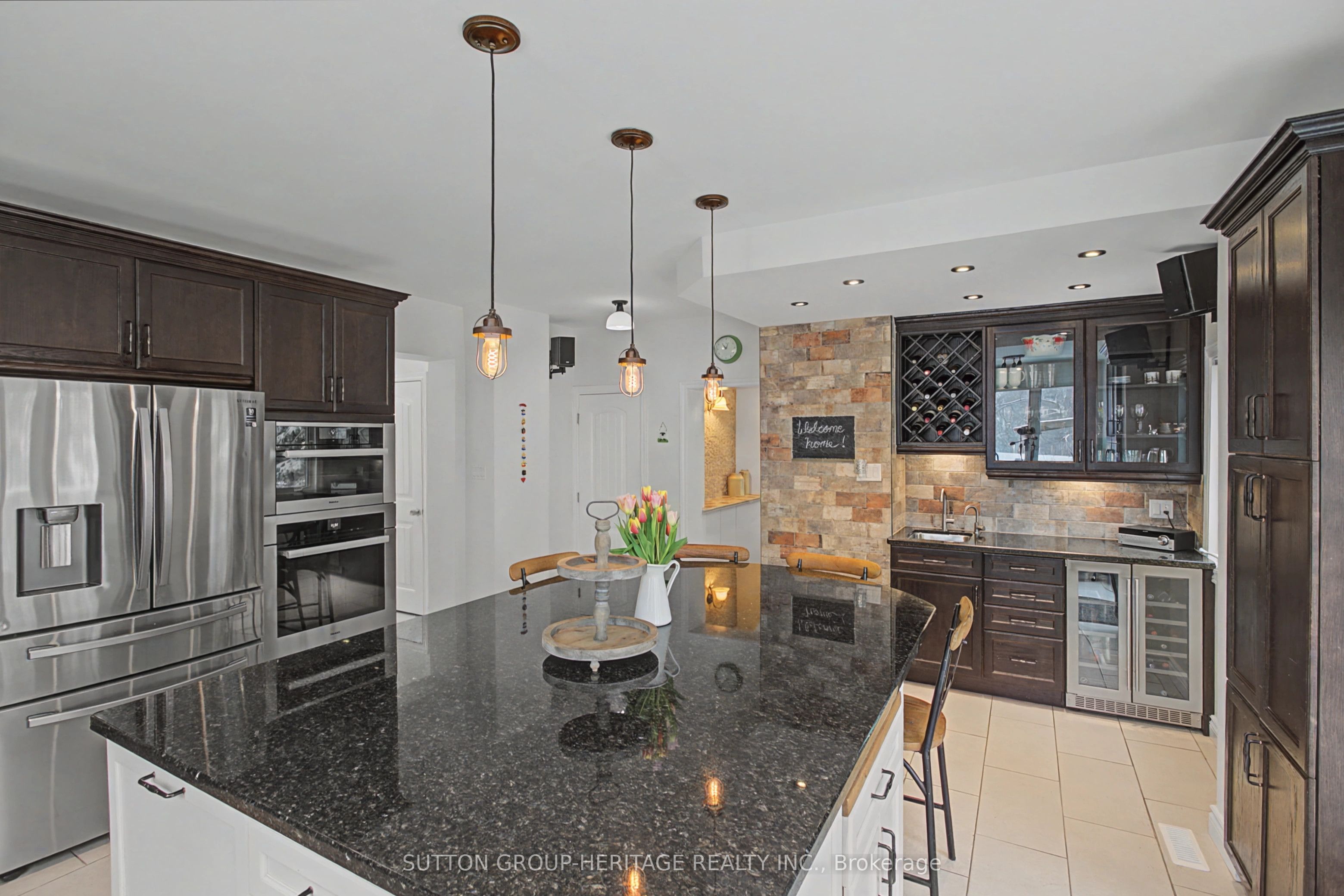 2460 Sixth Concession Road