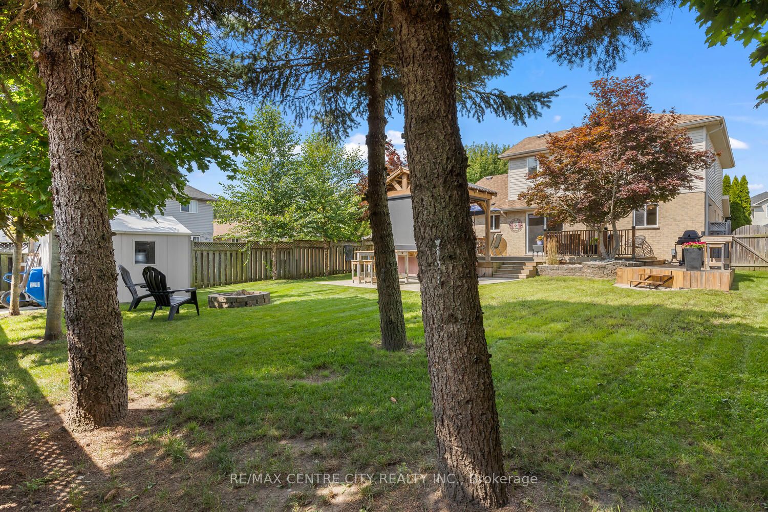 56 Mapleridge Crescent