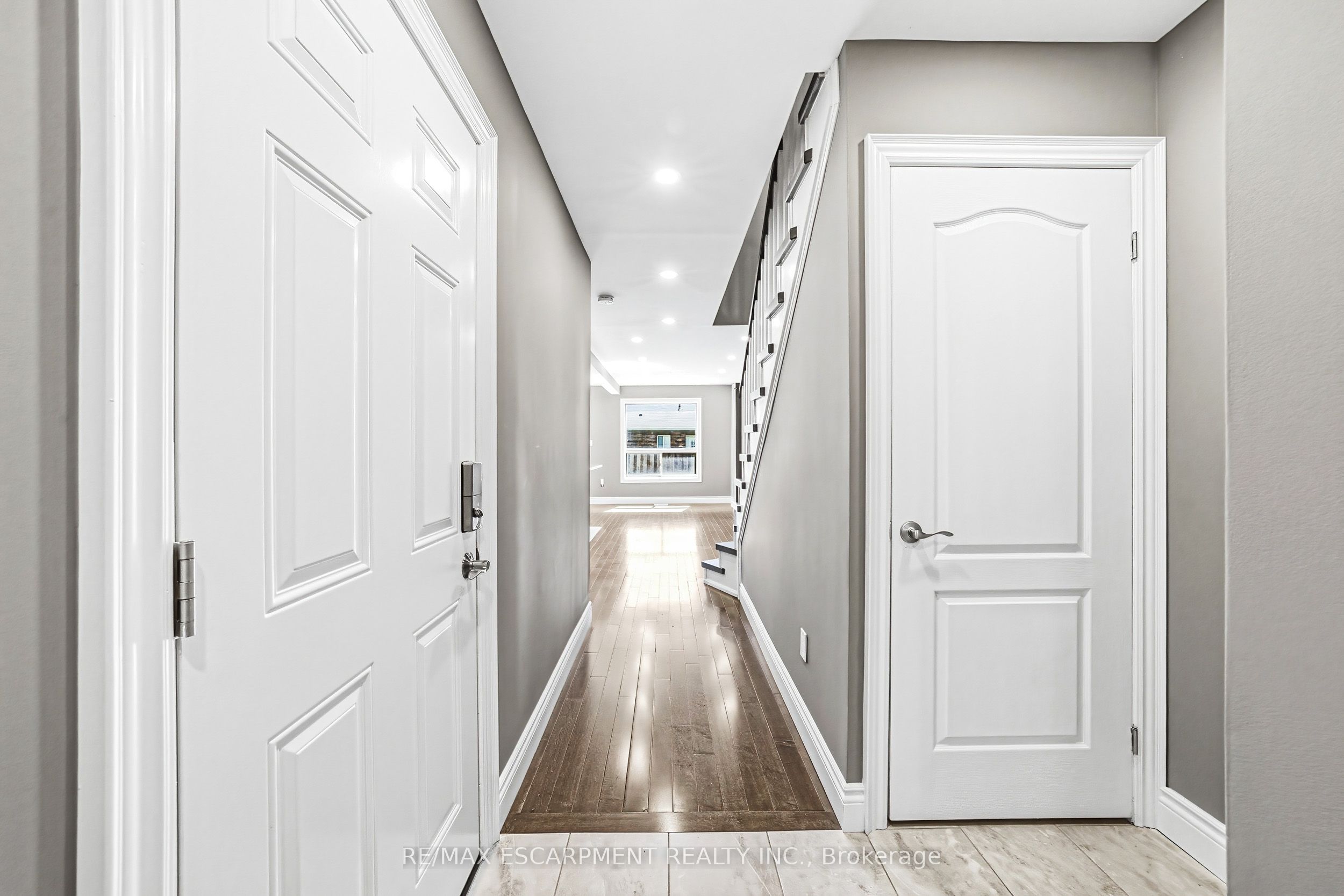 1000 Upper Paradise Road 16
