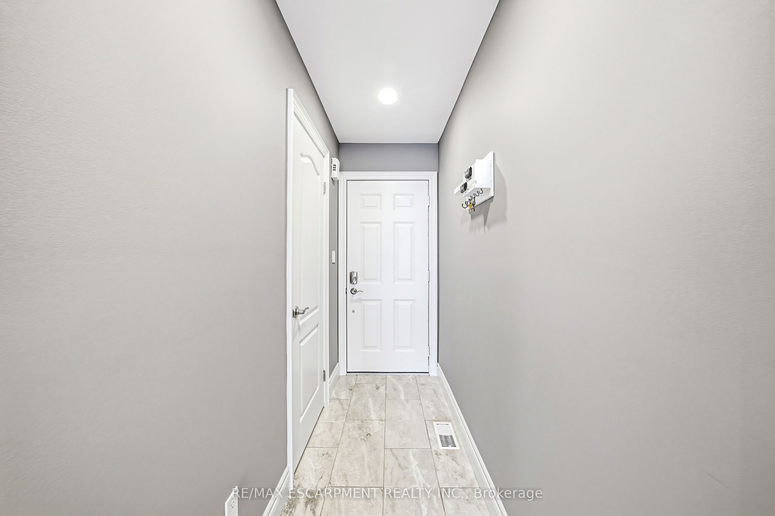 1000 Upper Paradise Road 16