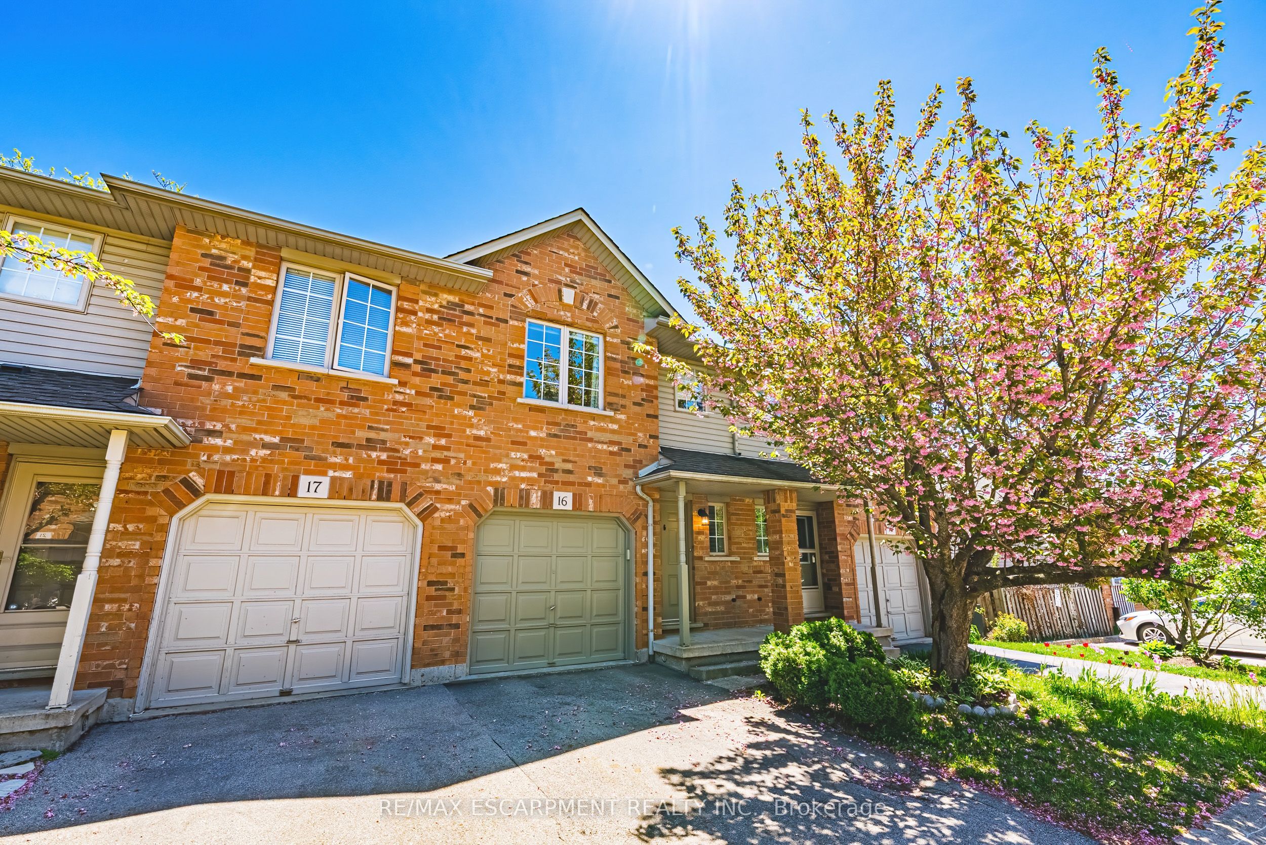 1000 Upper Paradise Road 16