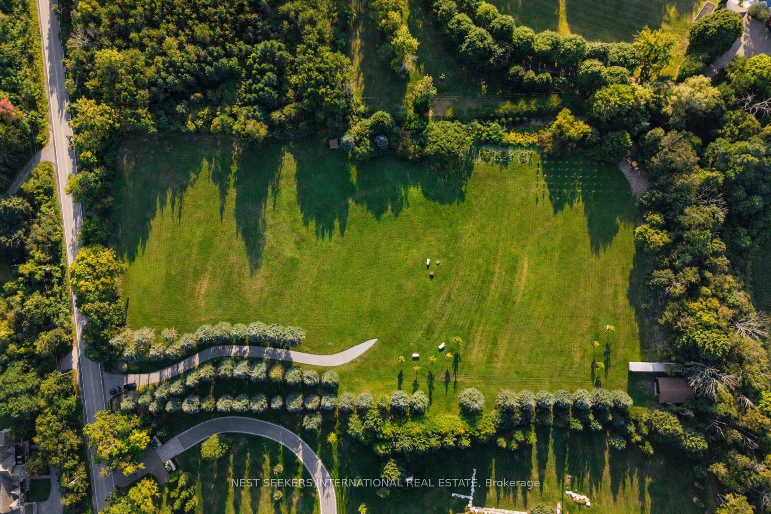 2510 17th Sideroad N/A