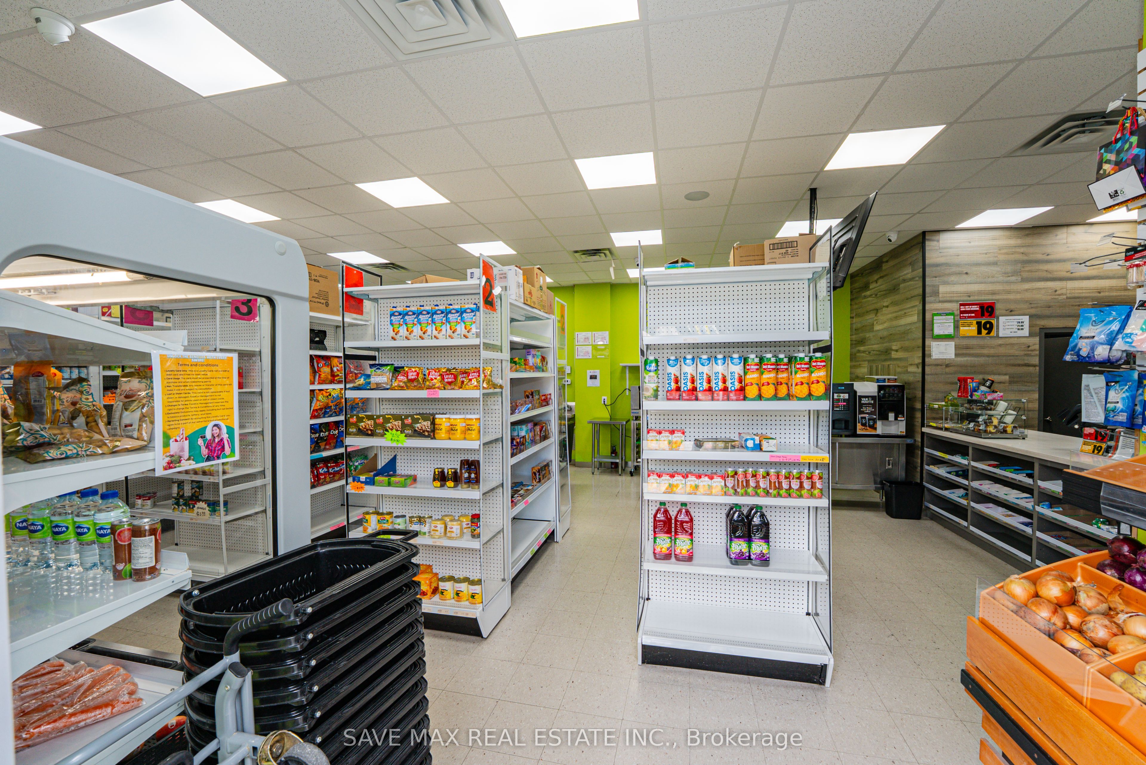 1700 Simcoe Street N3