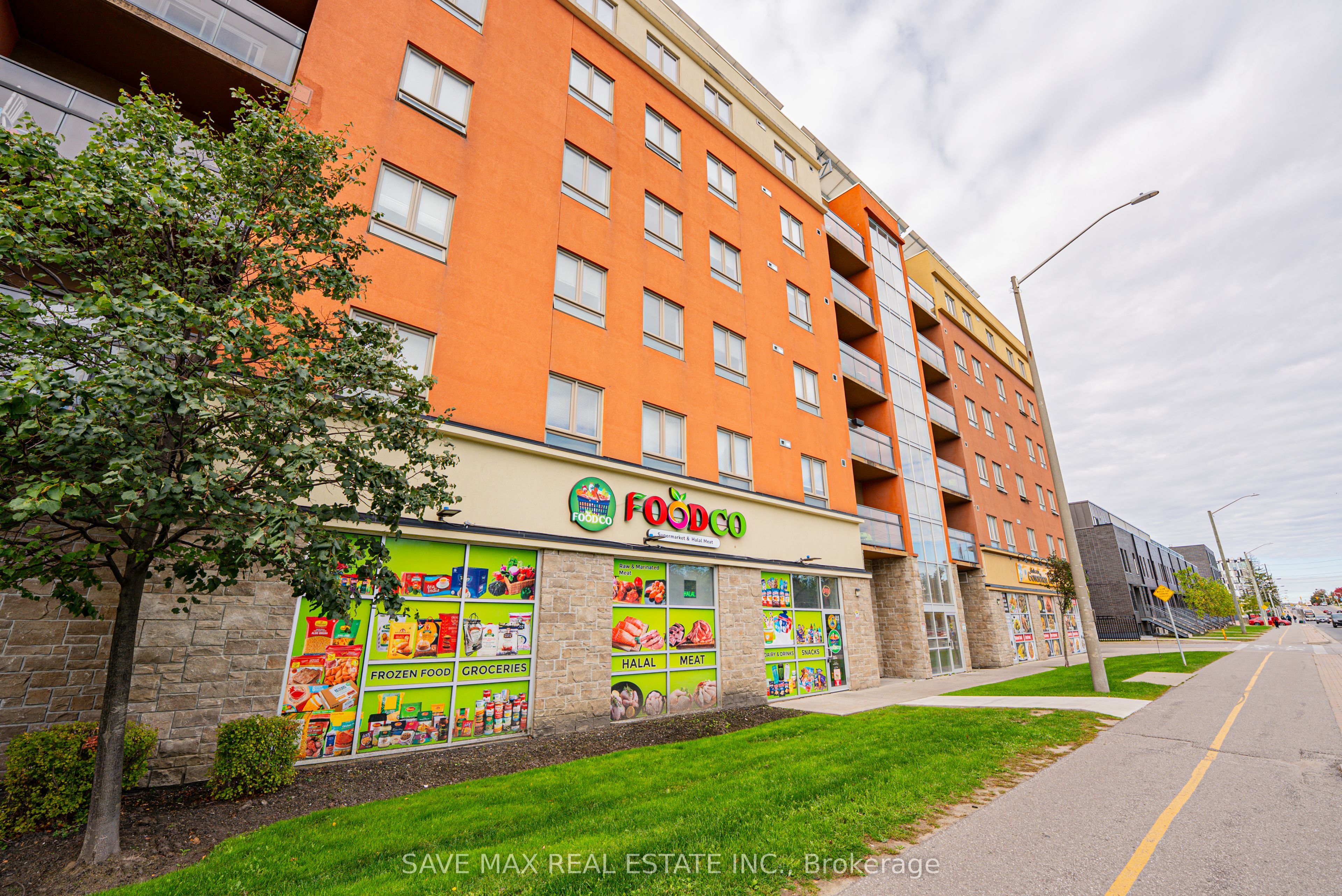 1700 Simcoe Street N3