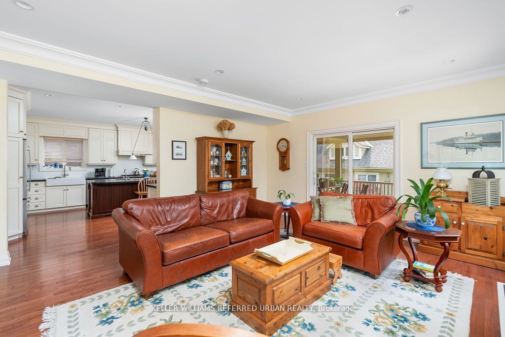 317 Rathburn Road