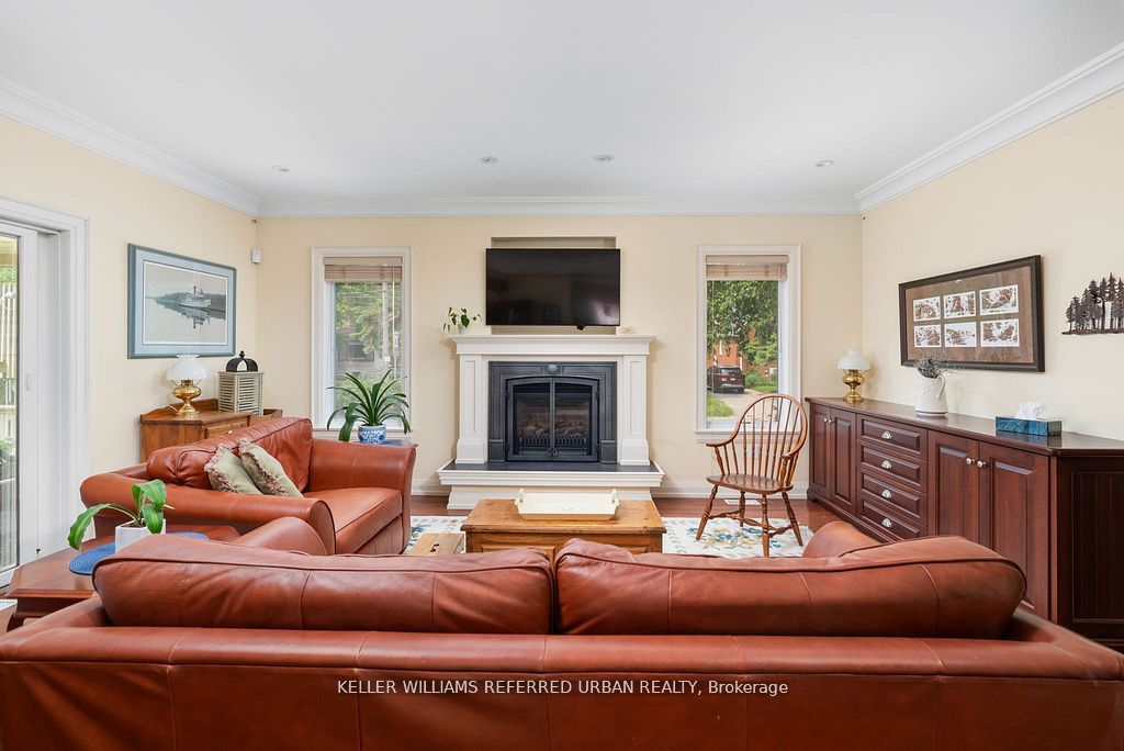 317 Rathburn Road