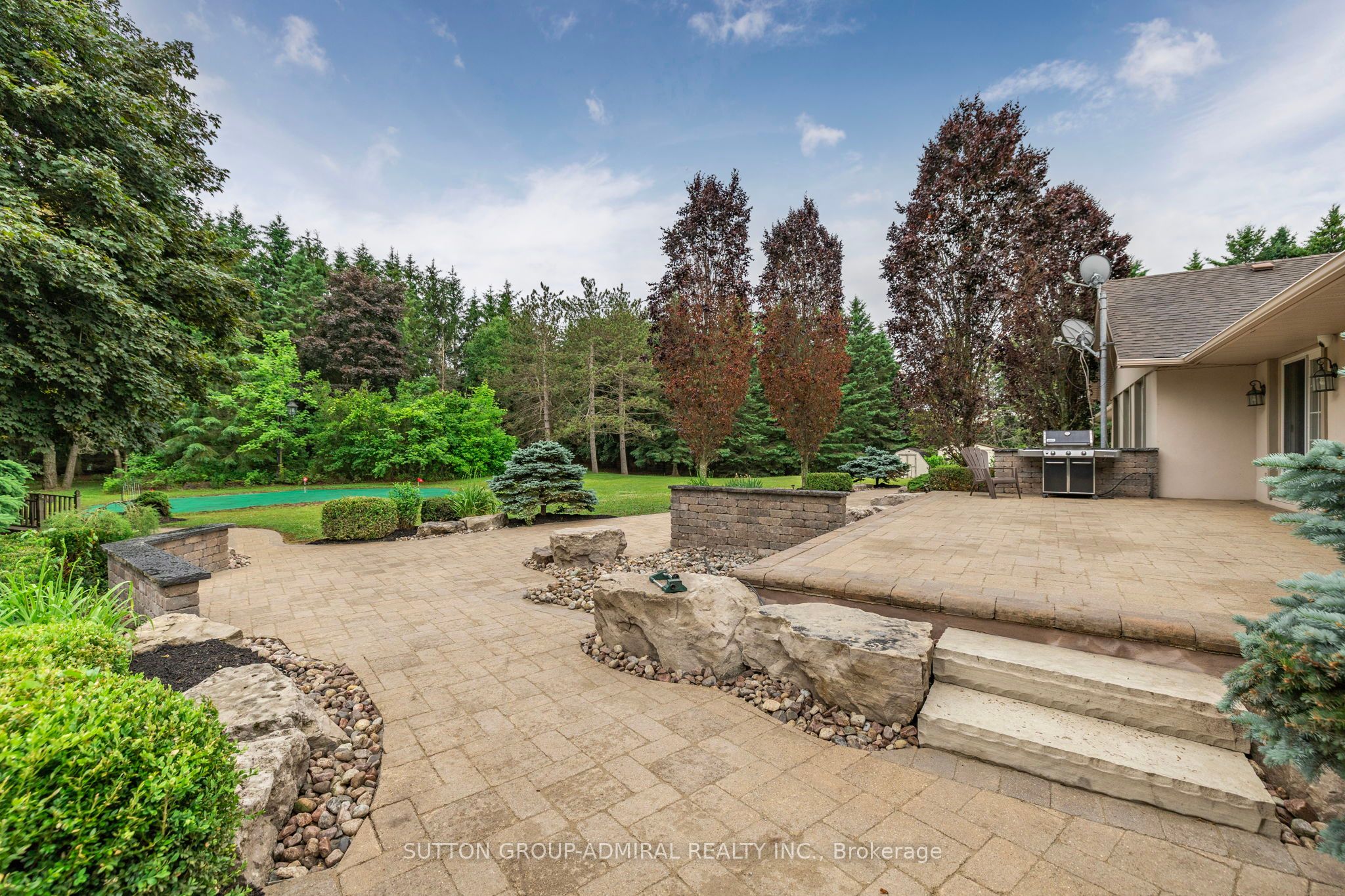 120 Lake Woods Drive