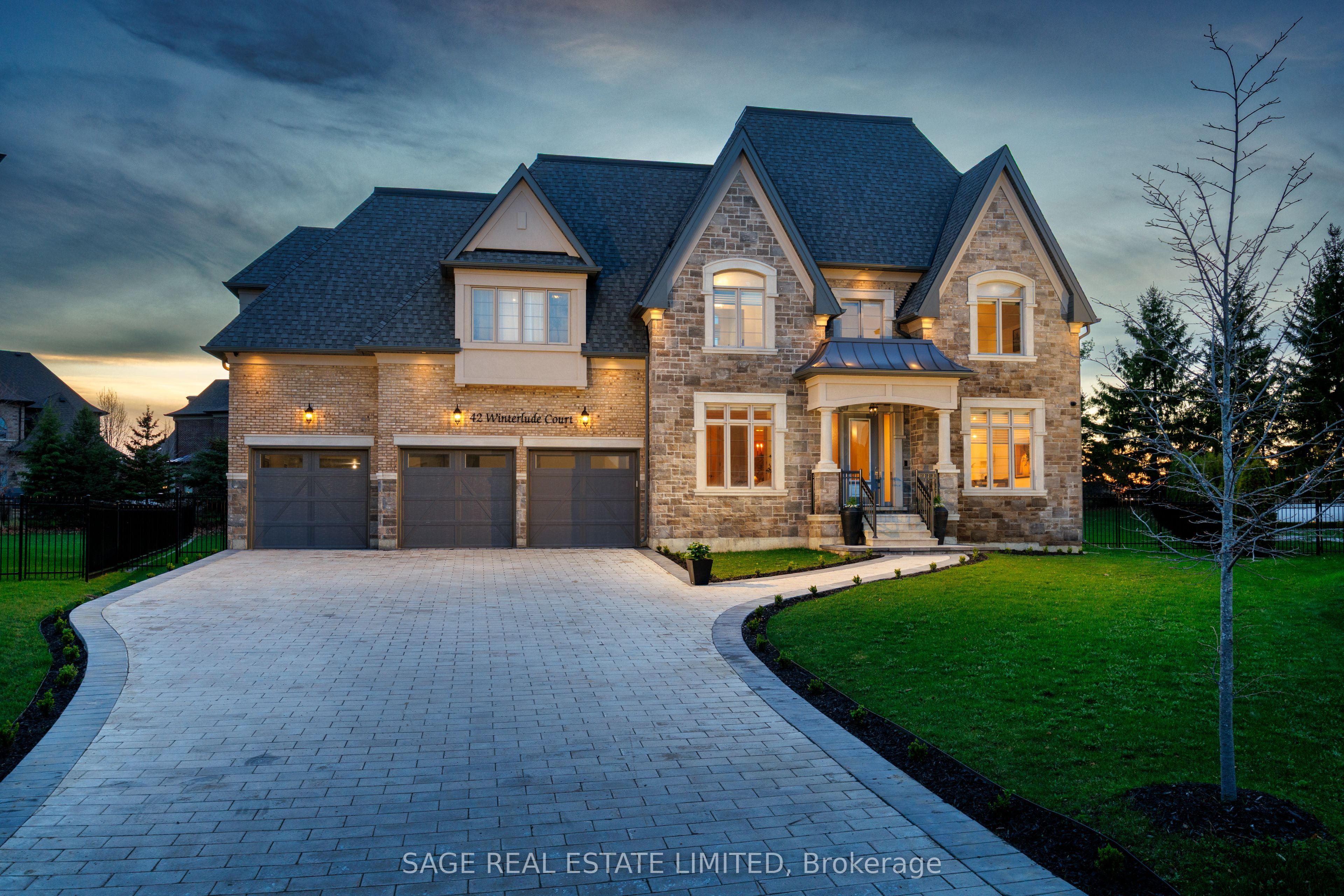 42 Winterlude Court