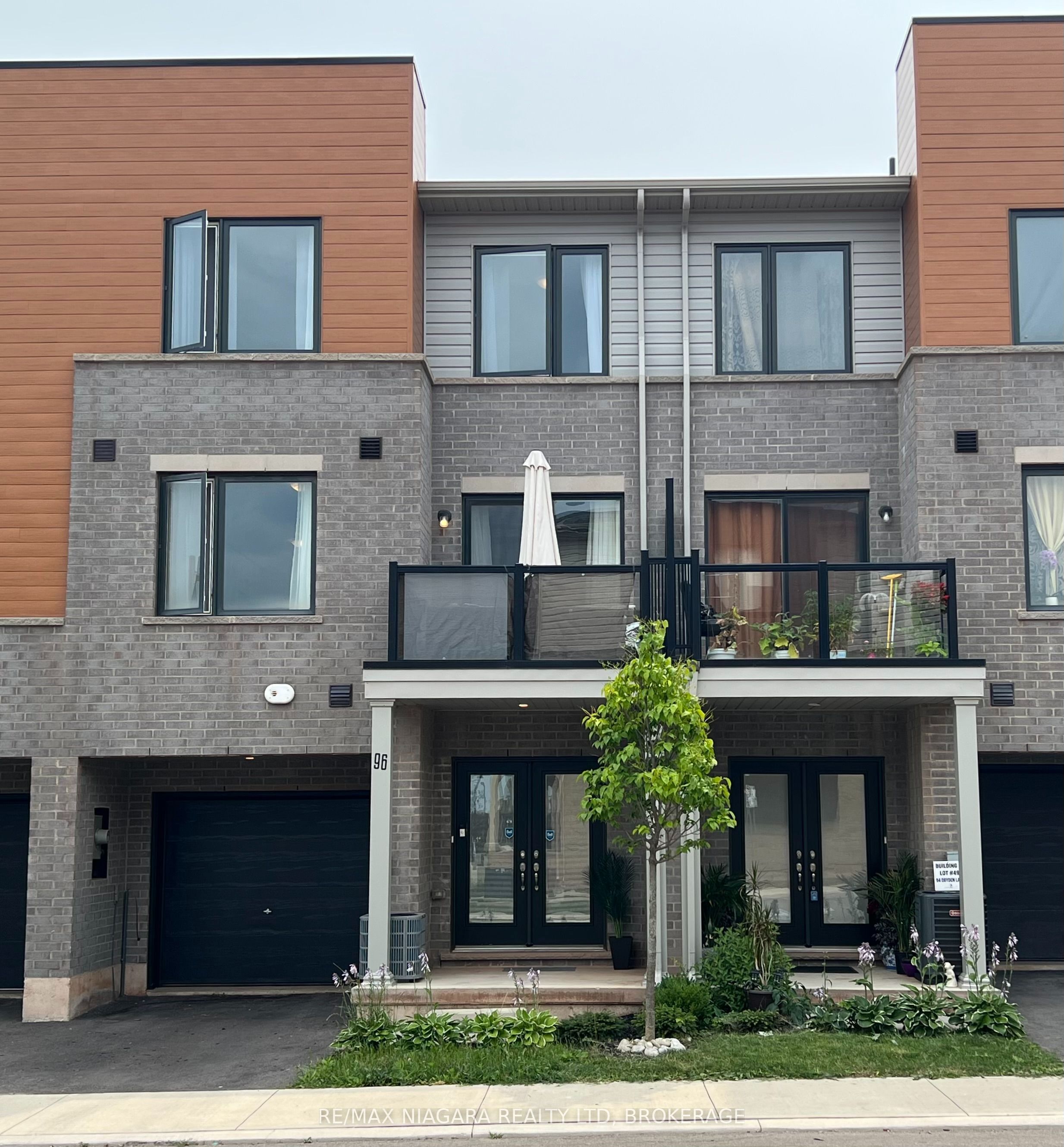 96 Dryden Lane 48