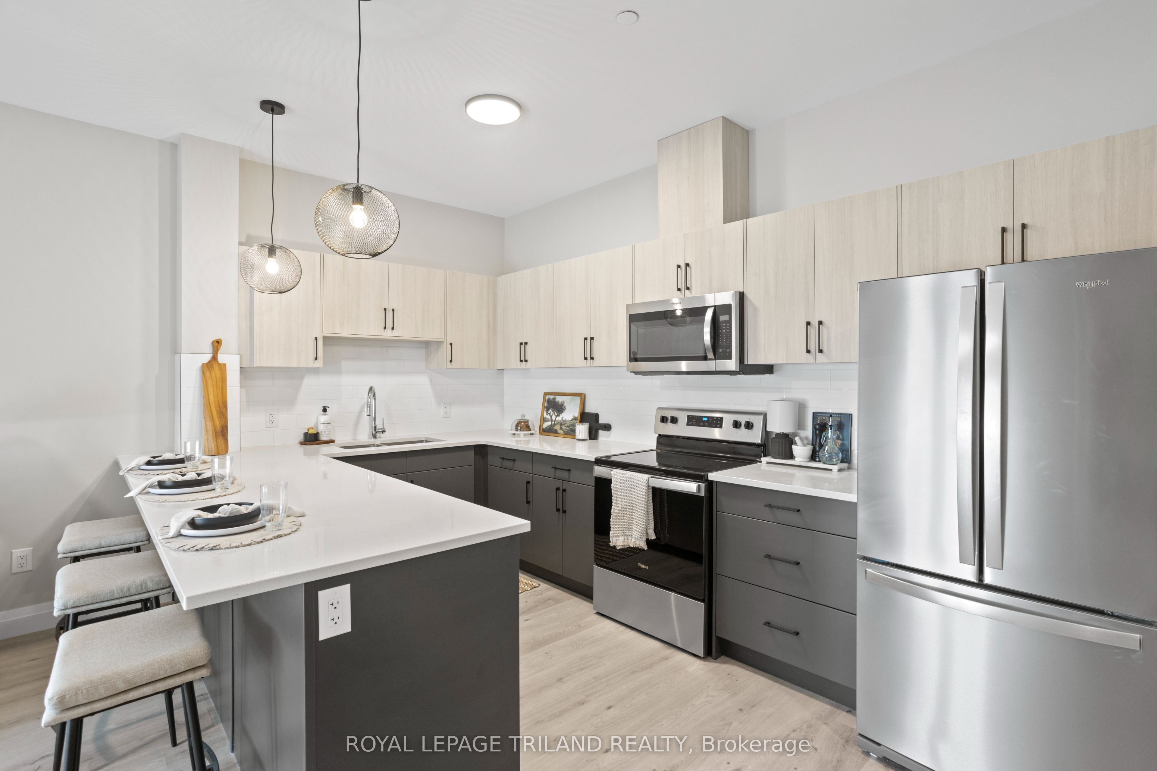 33318 Richmond Street 101