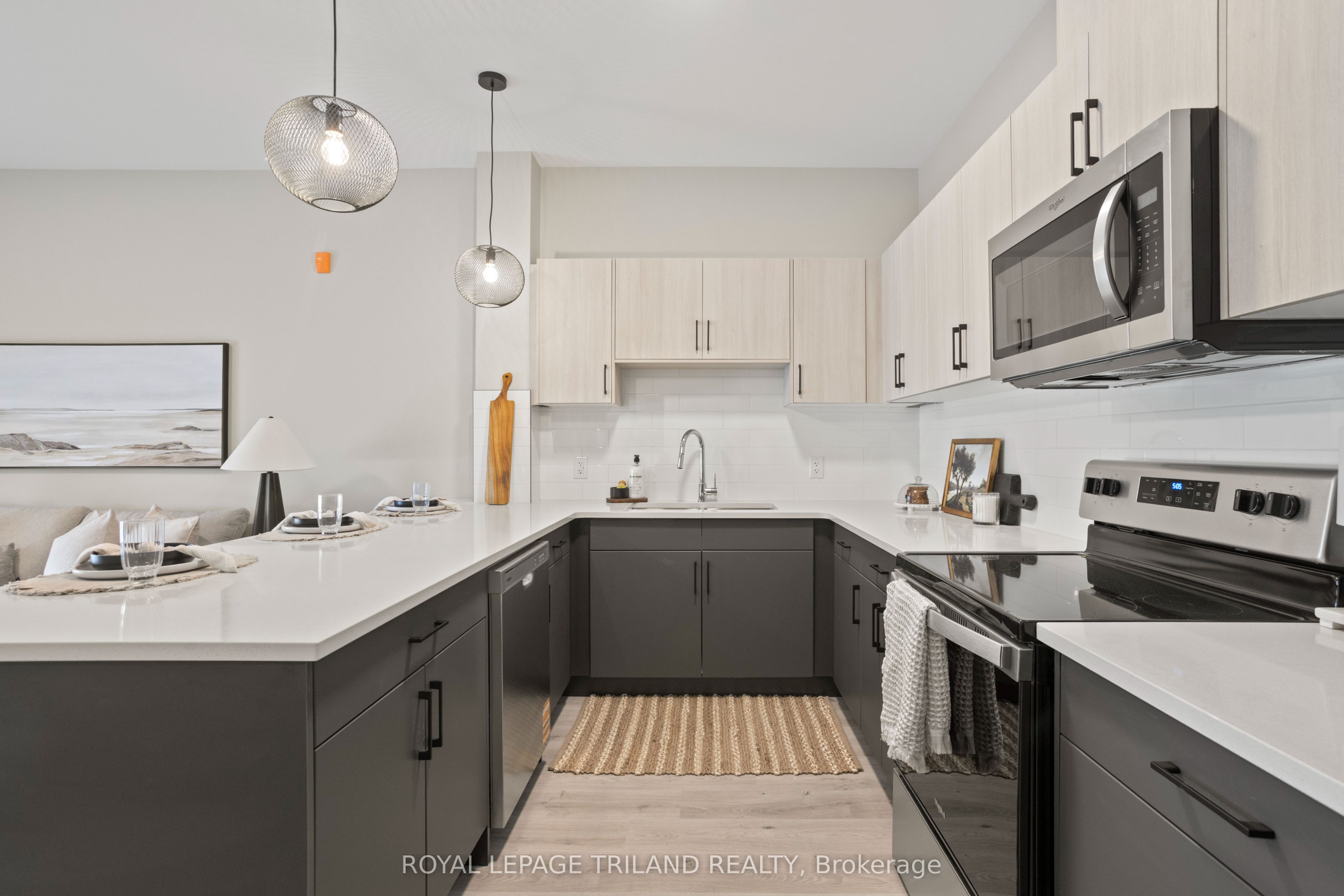 33318 Richmond Street 101