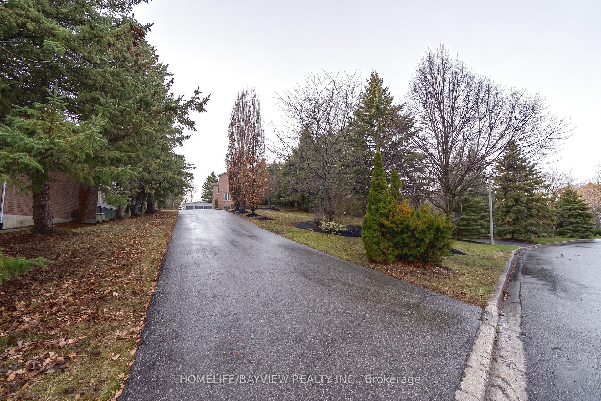 25 Whispering Pine Trail