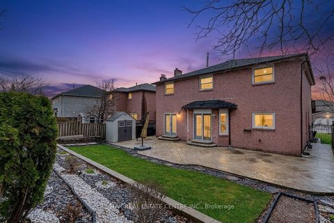 339 Parklane Road Oakville ON L6H 4J4