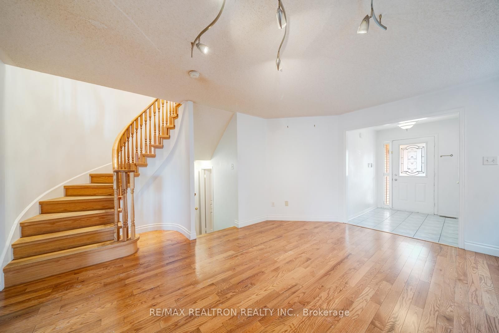 60 Harmony Road