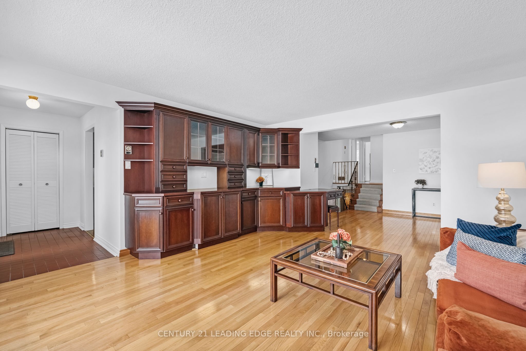 121 Twyn Rivers Drive