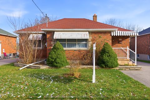 199 Chadburn Street Oshawa ON L1H 5V5