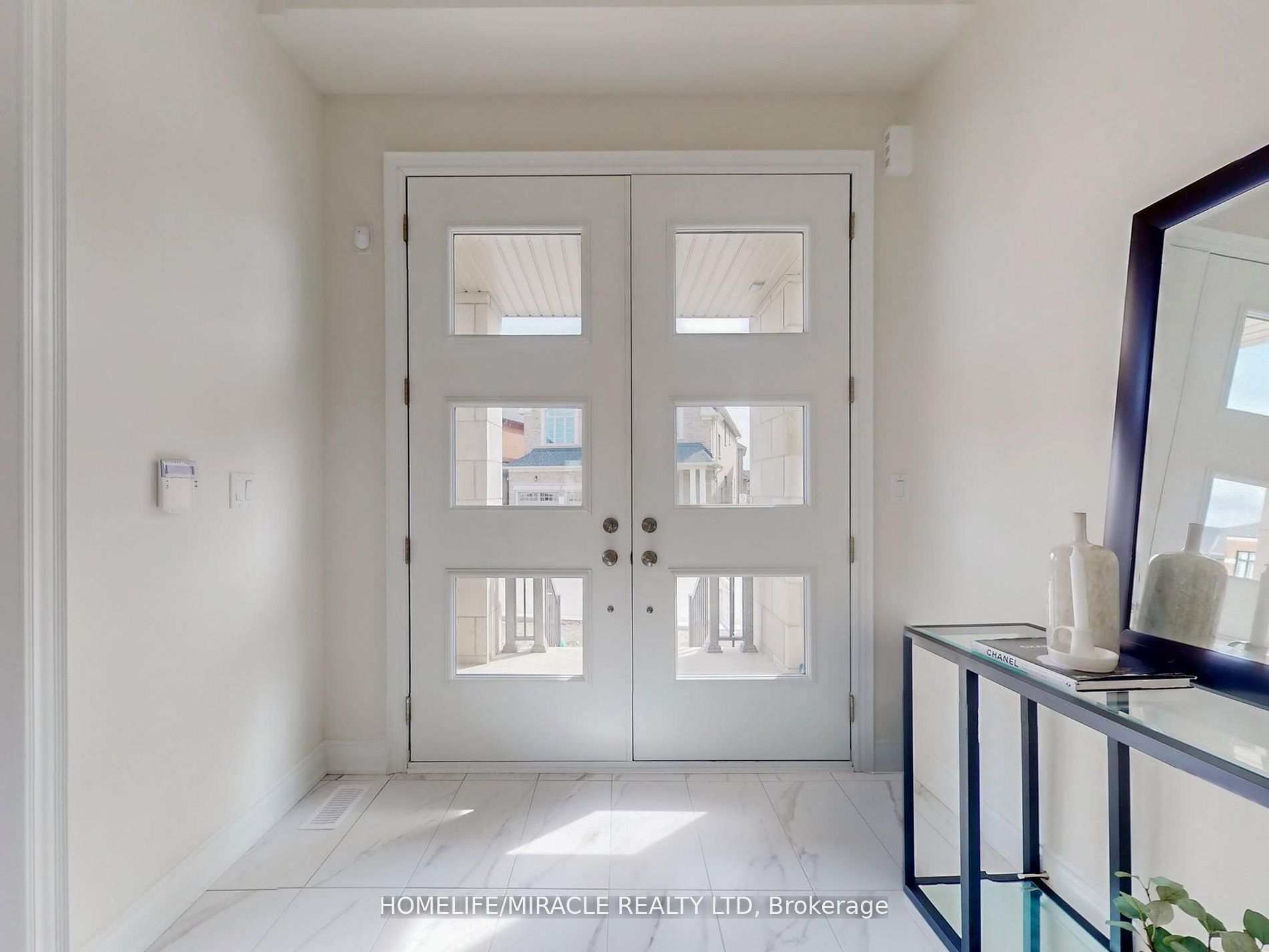 25 Joiner Circle