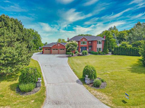 5 Coates Hill Court Caledon ON L7E 0N5