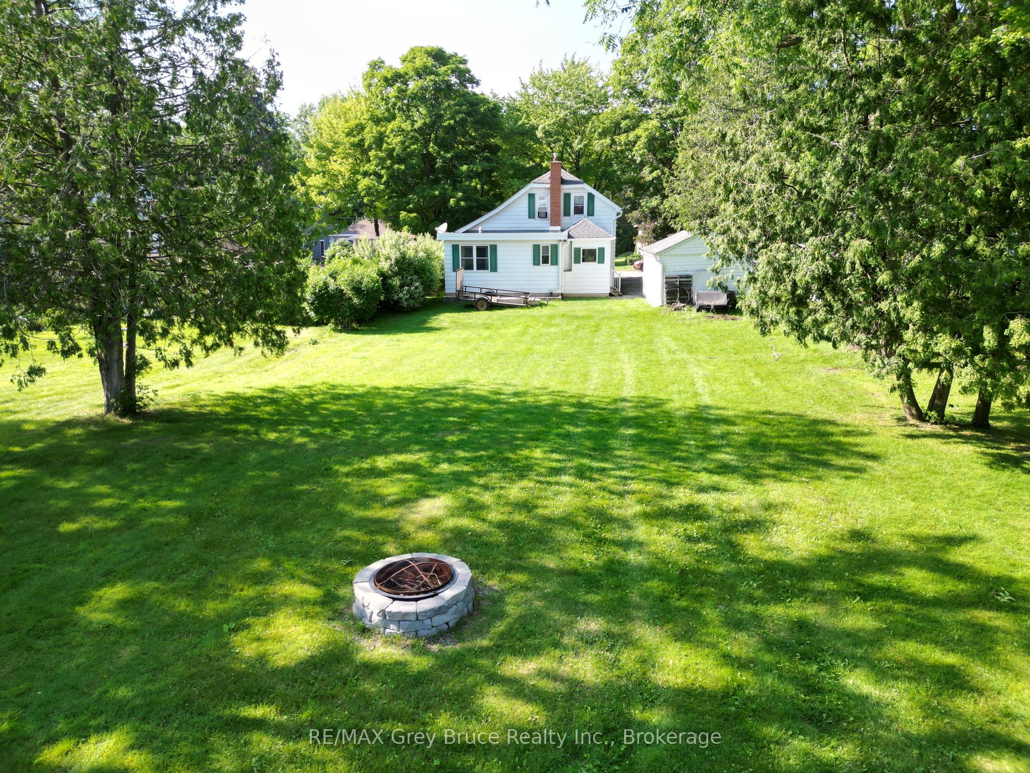 621 11th Street W