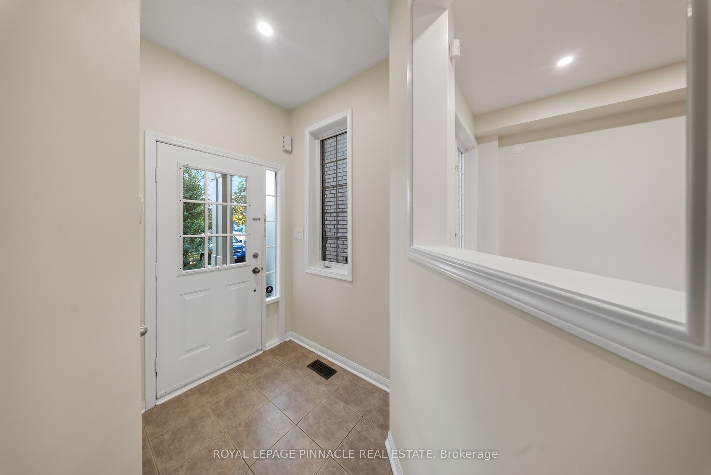 787 Avocado Crescent