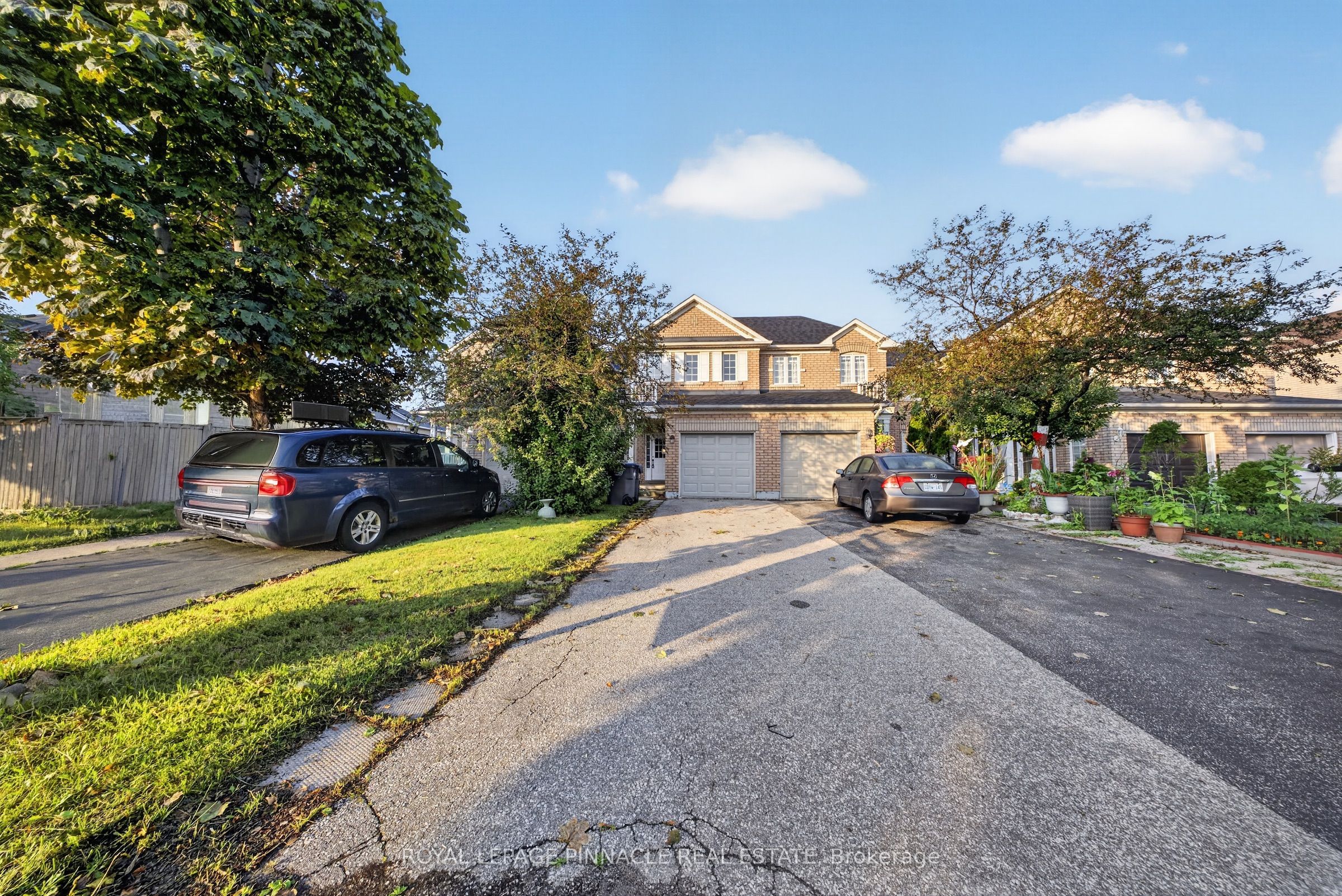 787 Avocado Crescent