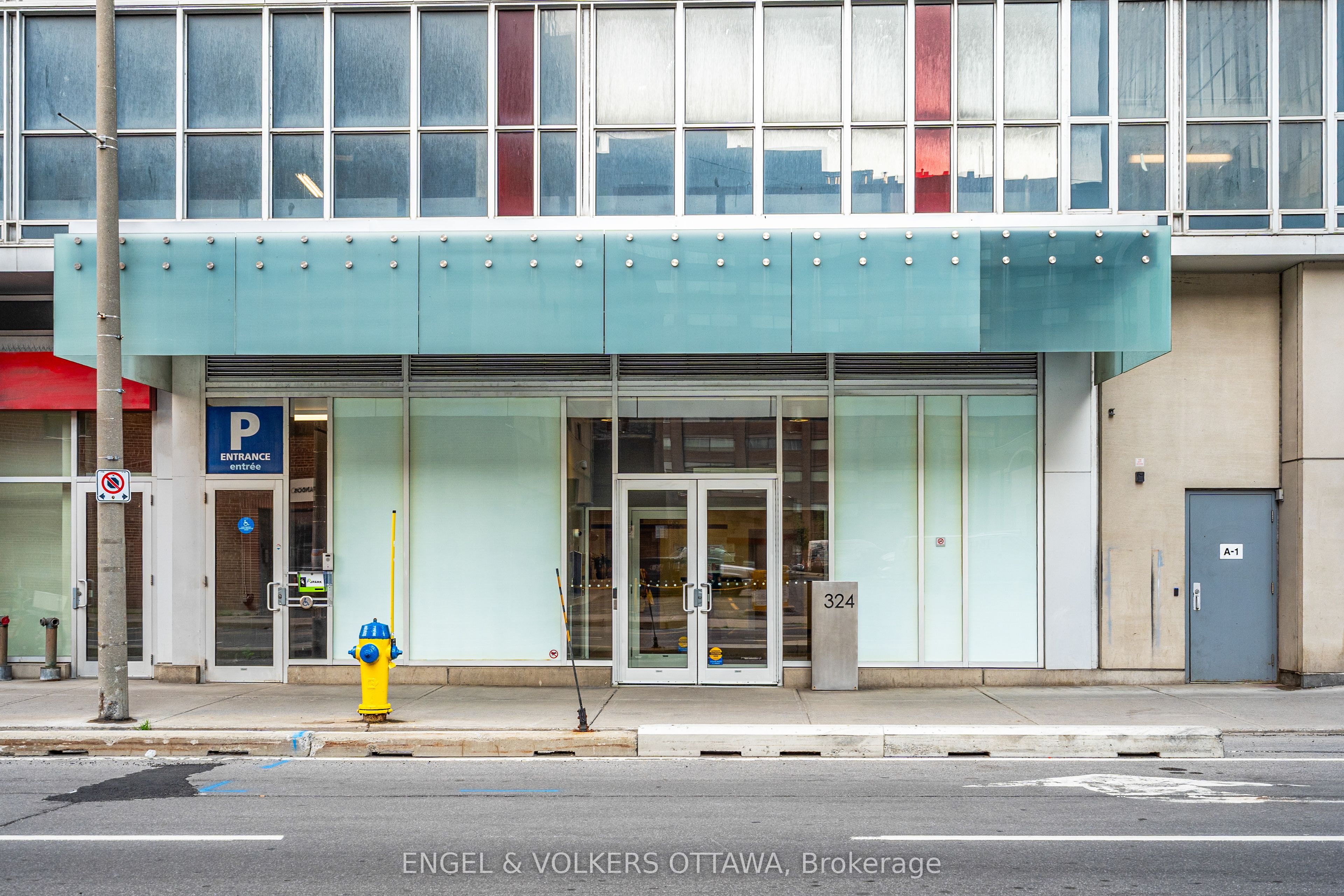 324 Laurier Avenue W 1710
