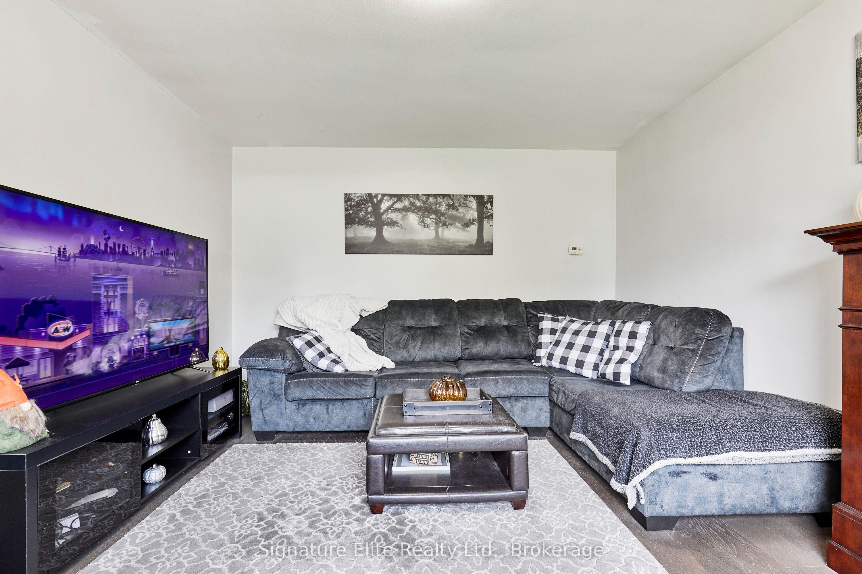 96 Oakes Avenue