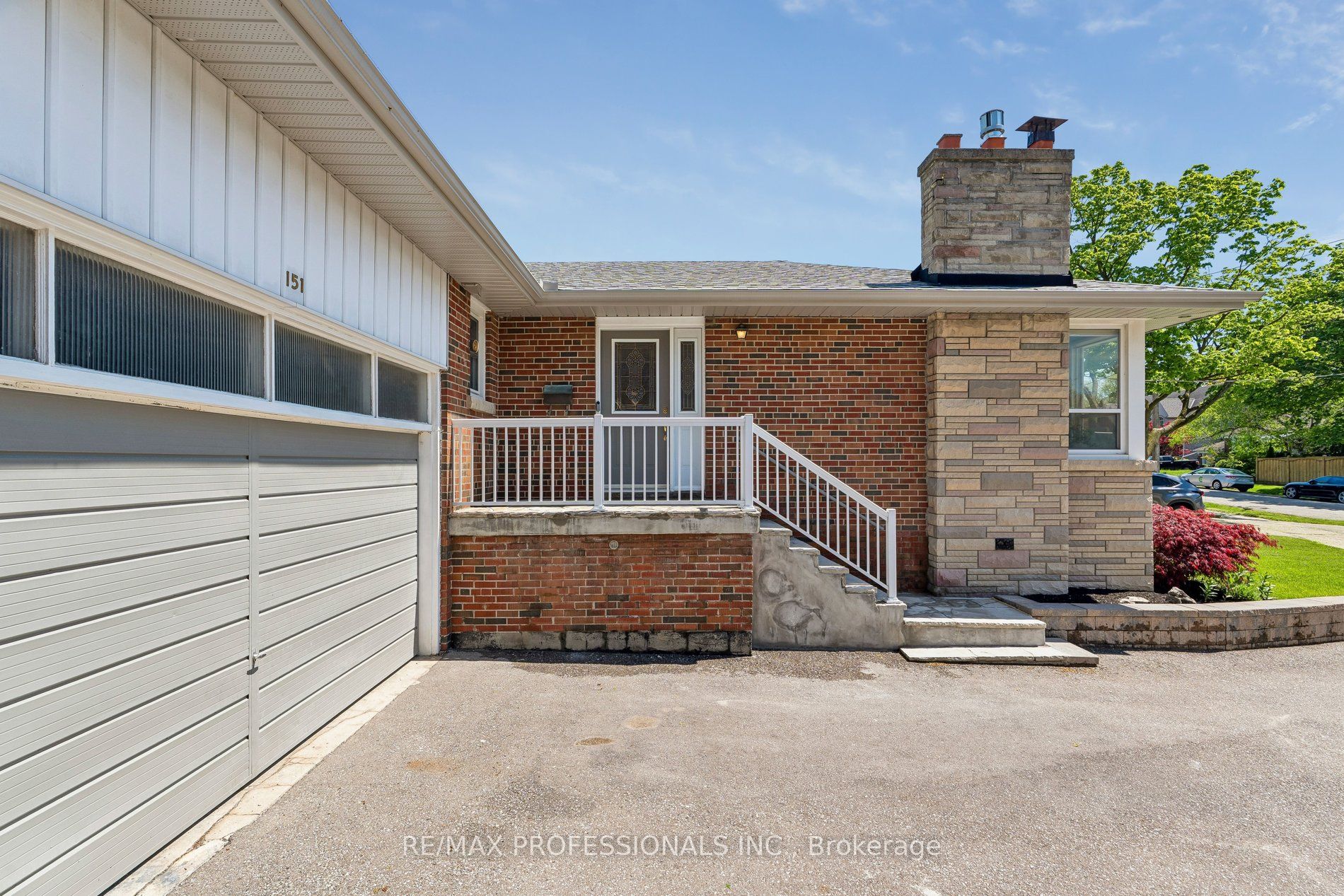 151 Perry Crescent