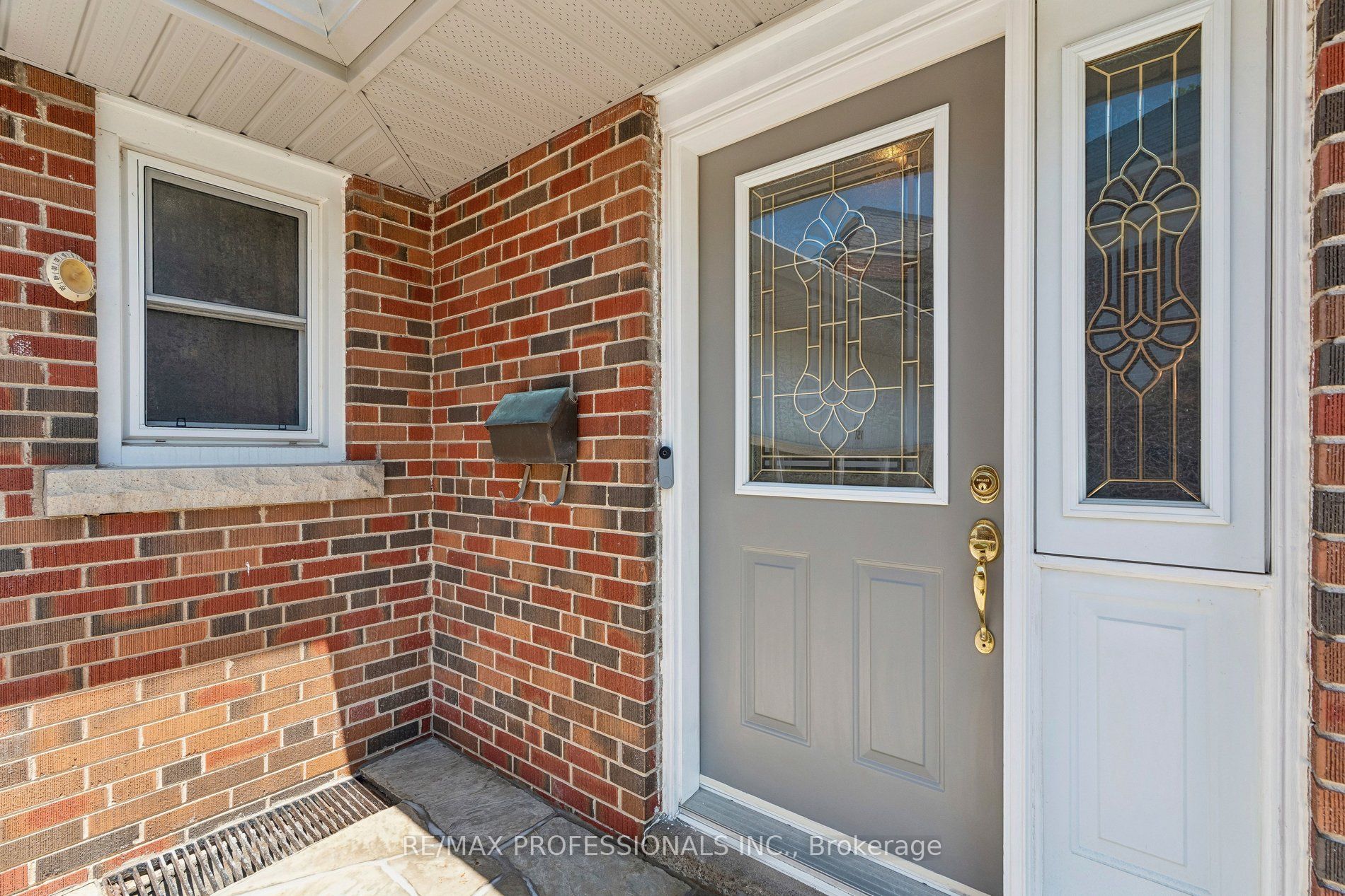 151 Perry Crescent