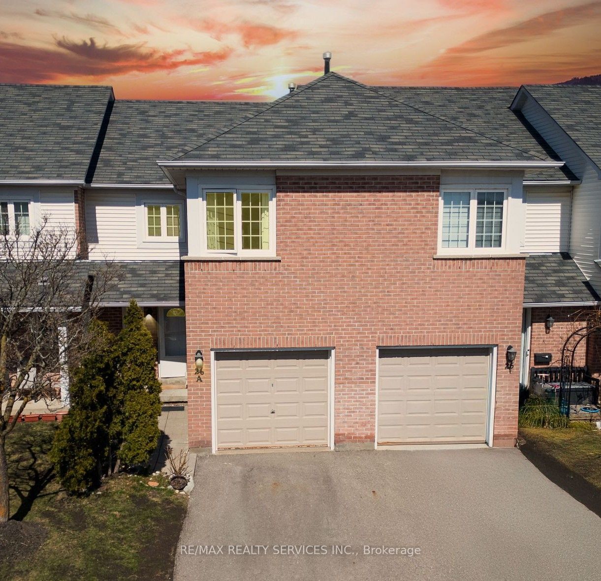 5205 Glen Erin Drive E 26A