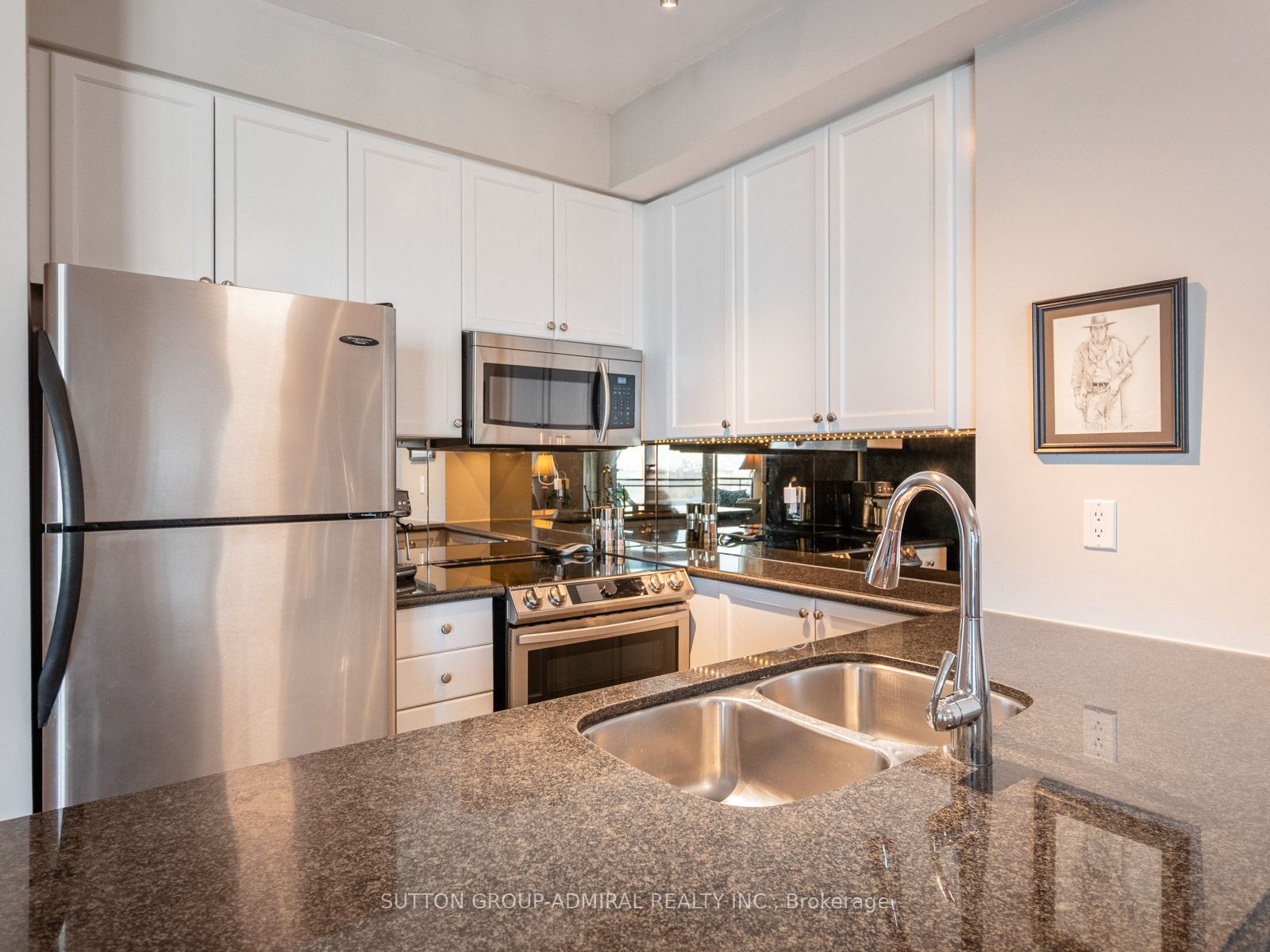 2121 Lake Shore Boulevard W 2304