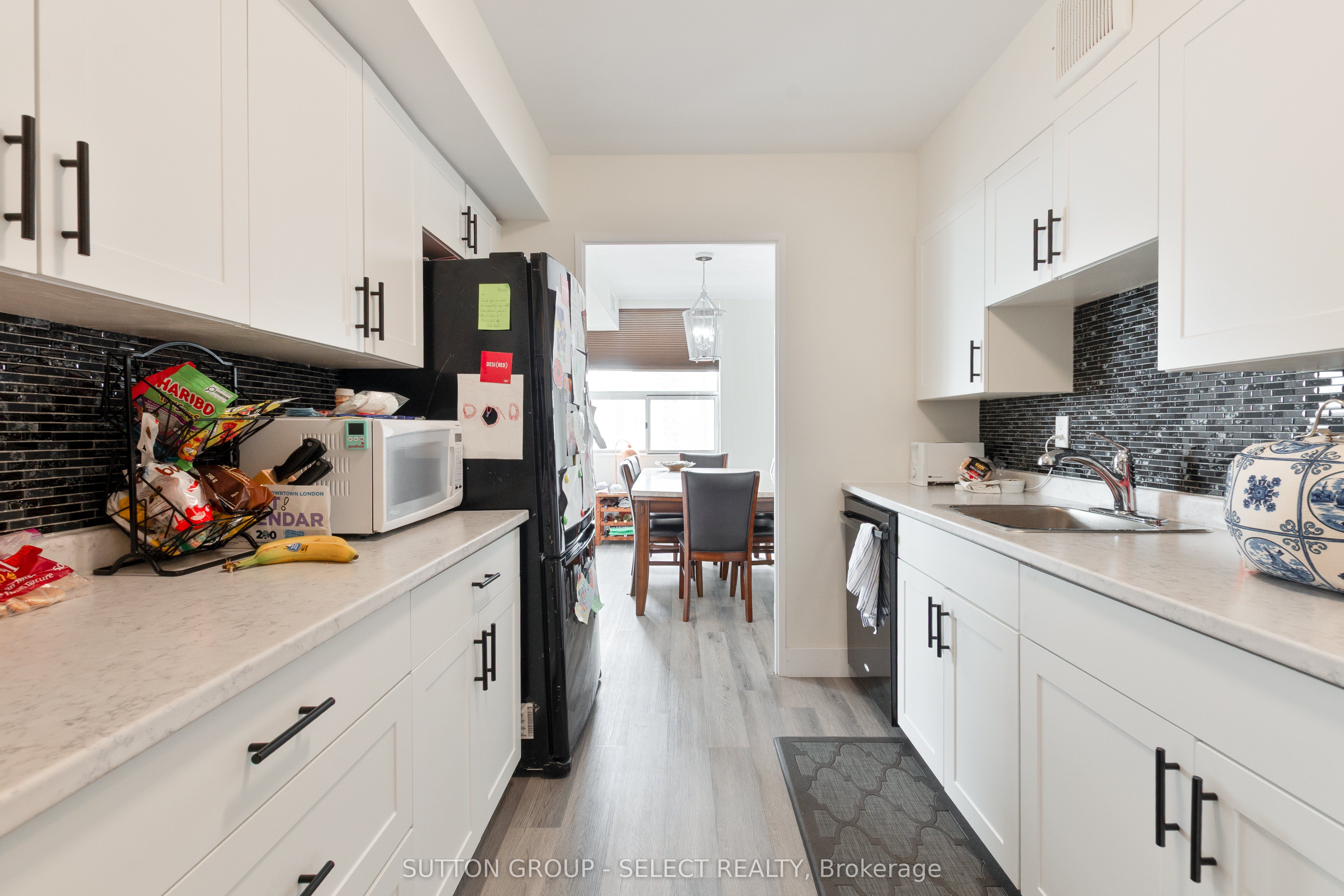 380 King Street 1207