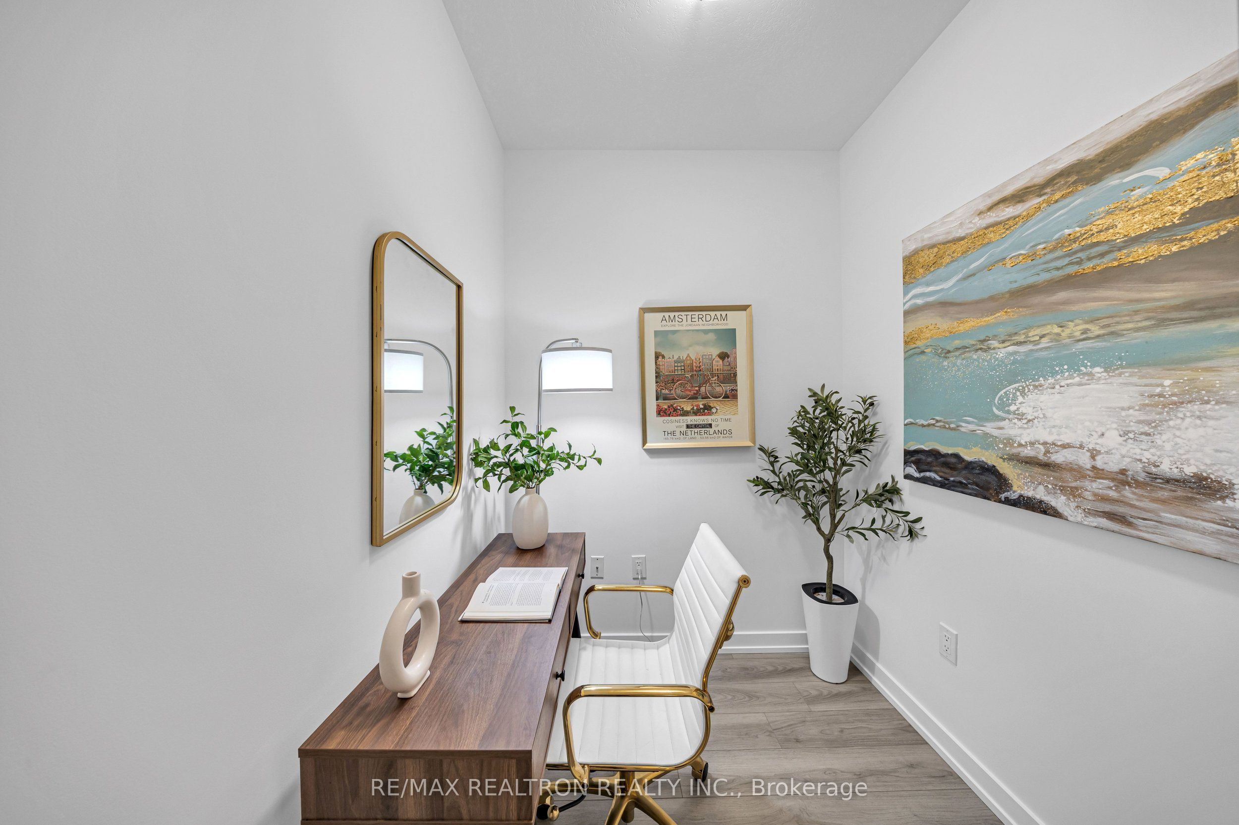 5055 Greenlane Road 140