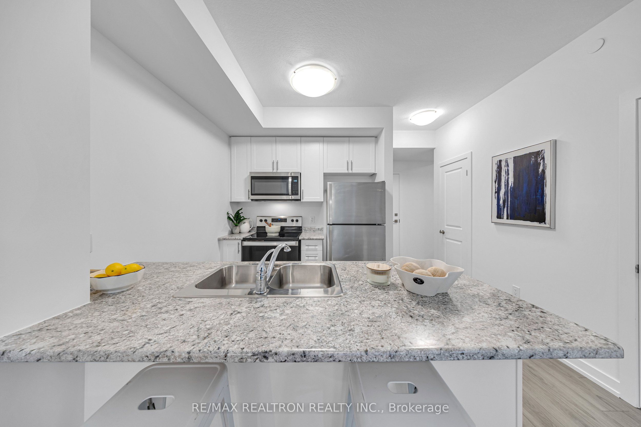 5055 Greenlane Road 140