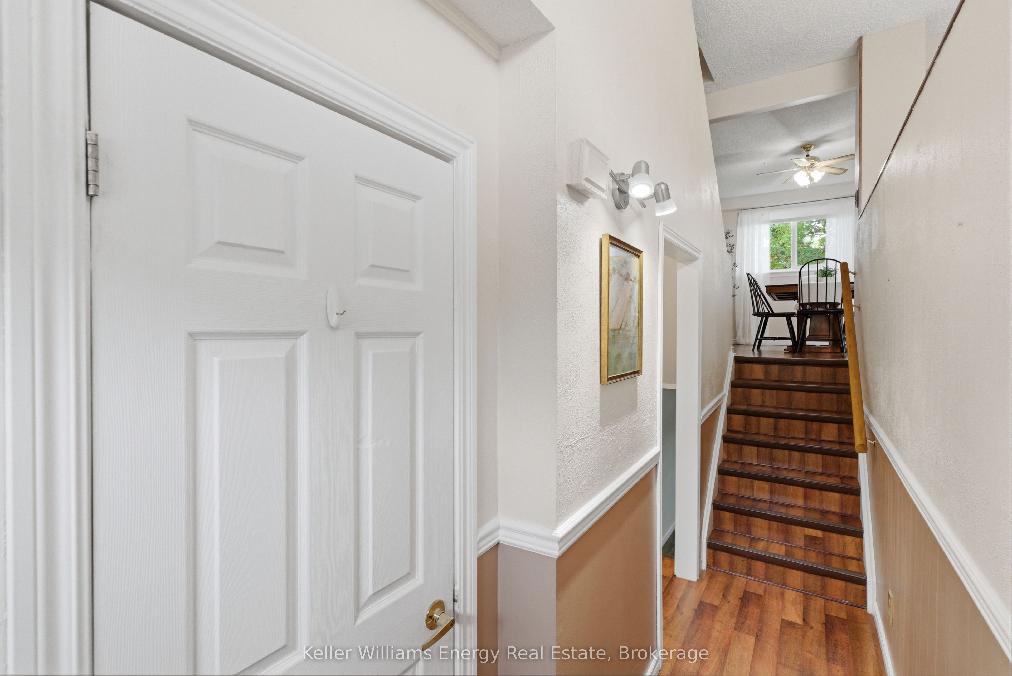 320 Blackthorn Street 12