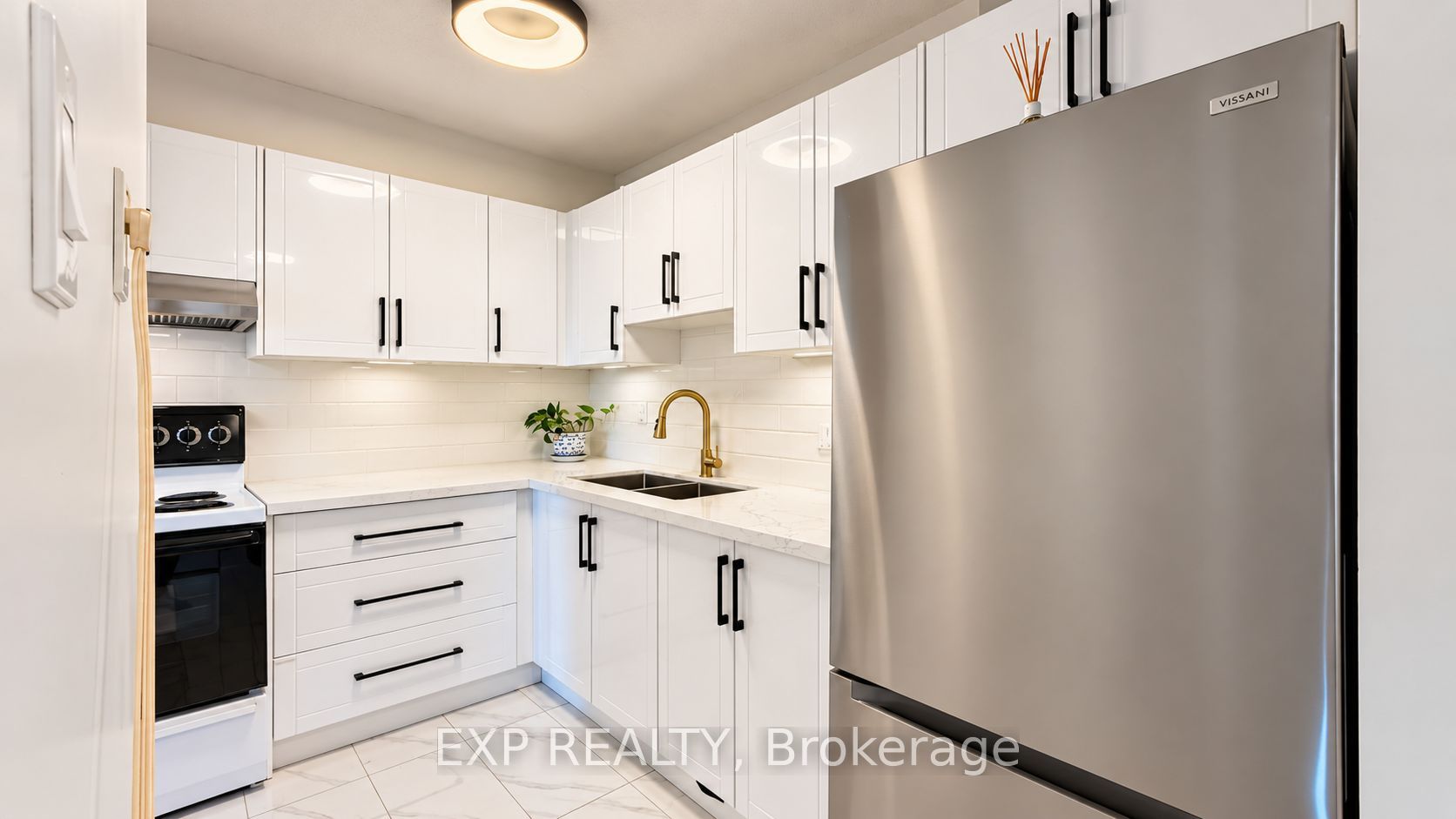 15 Torrance Road 411
