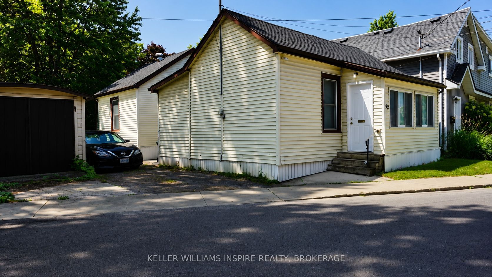 92 ELM Street