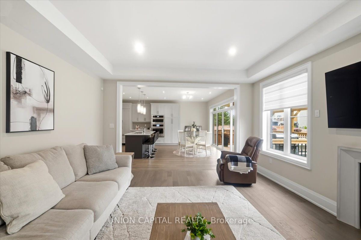 75 Bethpage Crescent