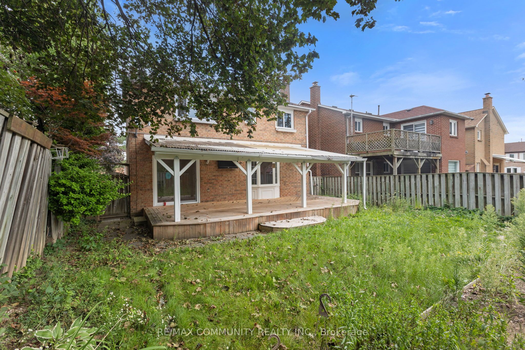 1524 Amberlea Road S